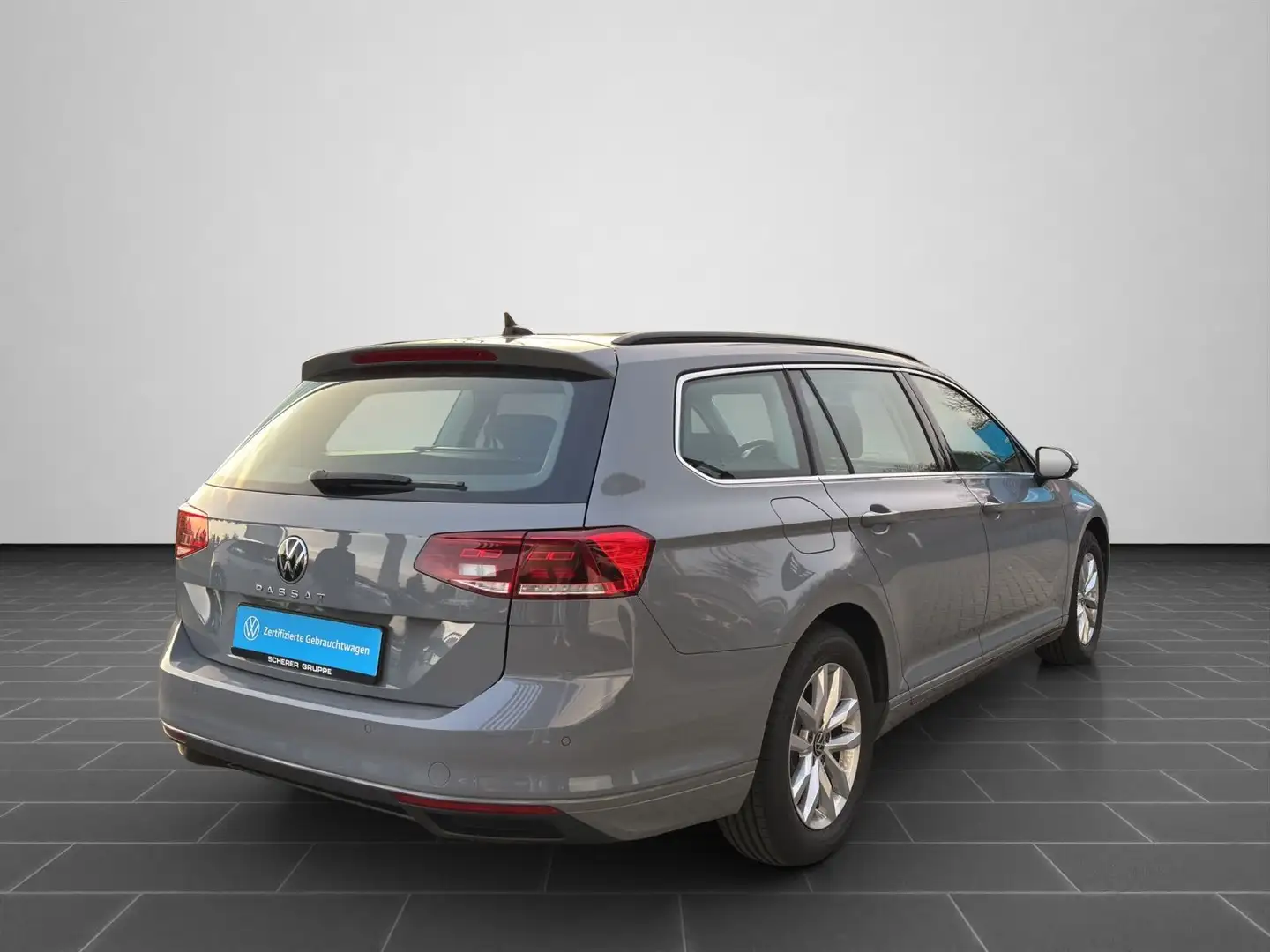 Volkswagen Passat Variant 1.5 TSI DSG AHK KAM NAVI HARMAN E Grau - 2