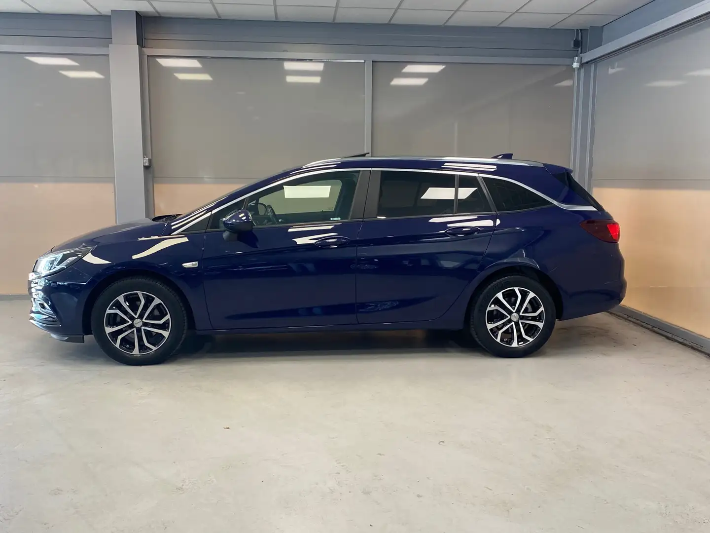 Opel Astra Sports Tourer 1.0 Online Edition | NAVI | CAMERA | Blauw - 2