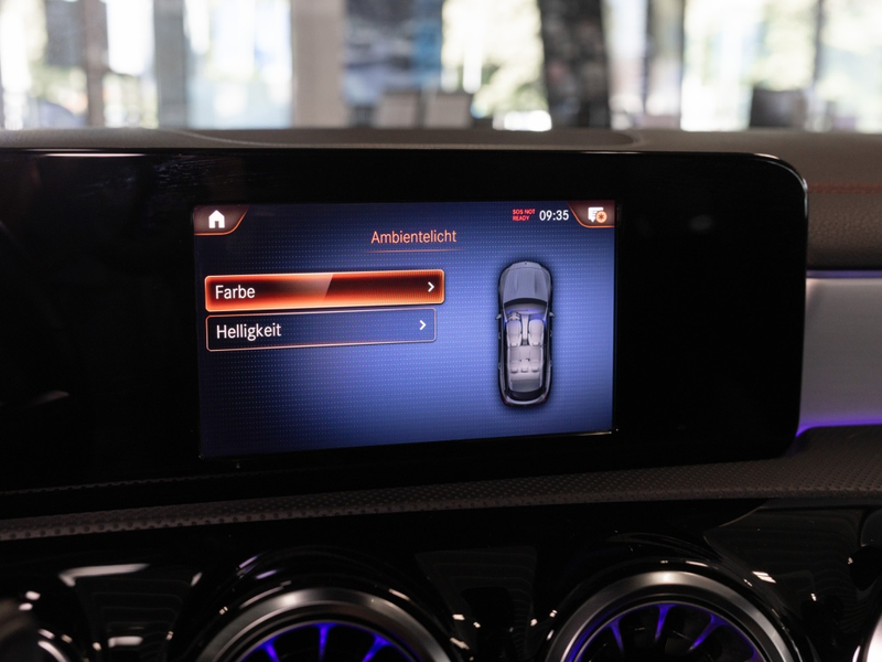 Mercedes-Benz CLA 250 e SB // AMG BURM NIGHT MULTI AHK PANO — photo 15