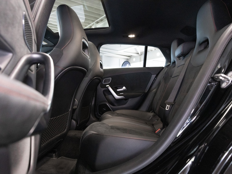 Mercedes-Benz CLA 250 e SB // AMG BURM NIGHT MULTI AHK PANO — photo 10