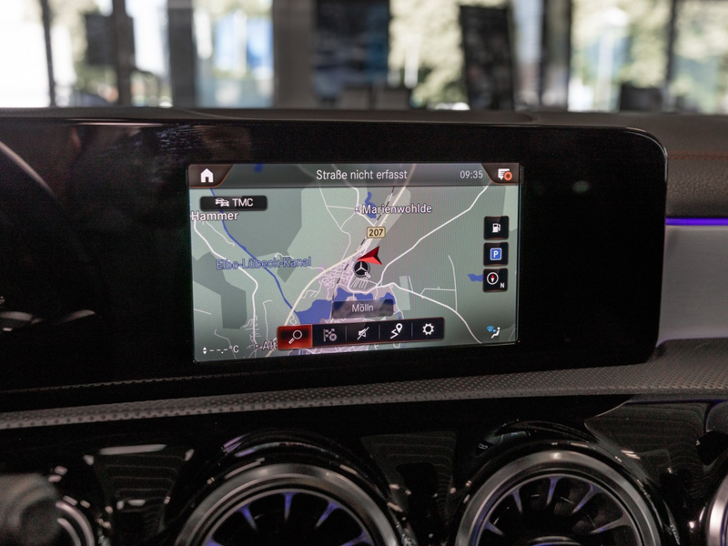 Mercedes-Benz CLA 250 e SB // AMG BURM NIGHT MULTI AHK PANO — photo 14