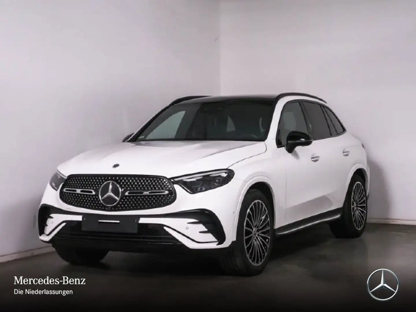 Mercedes-Benz GLC 300 4M AMG+NIGHT+PANO+360+AHK+BURMESTER+9G Weiß - 2