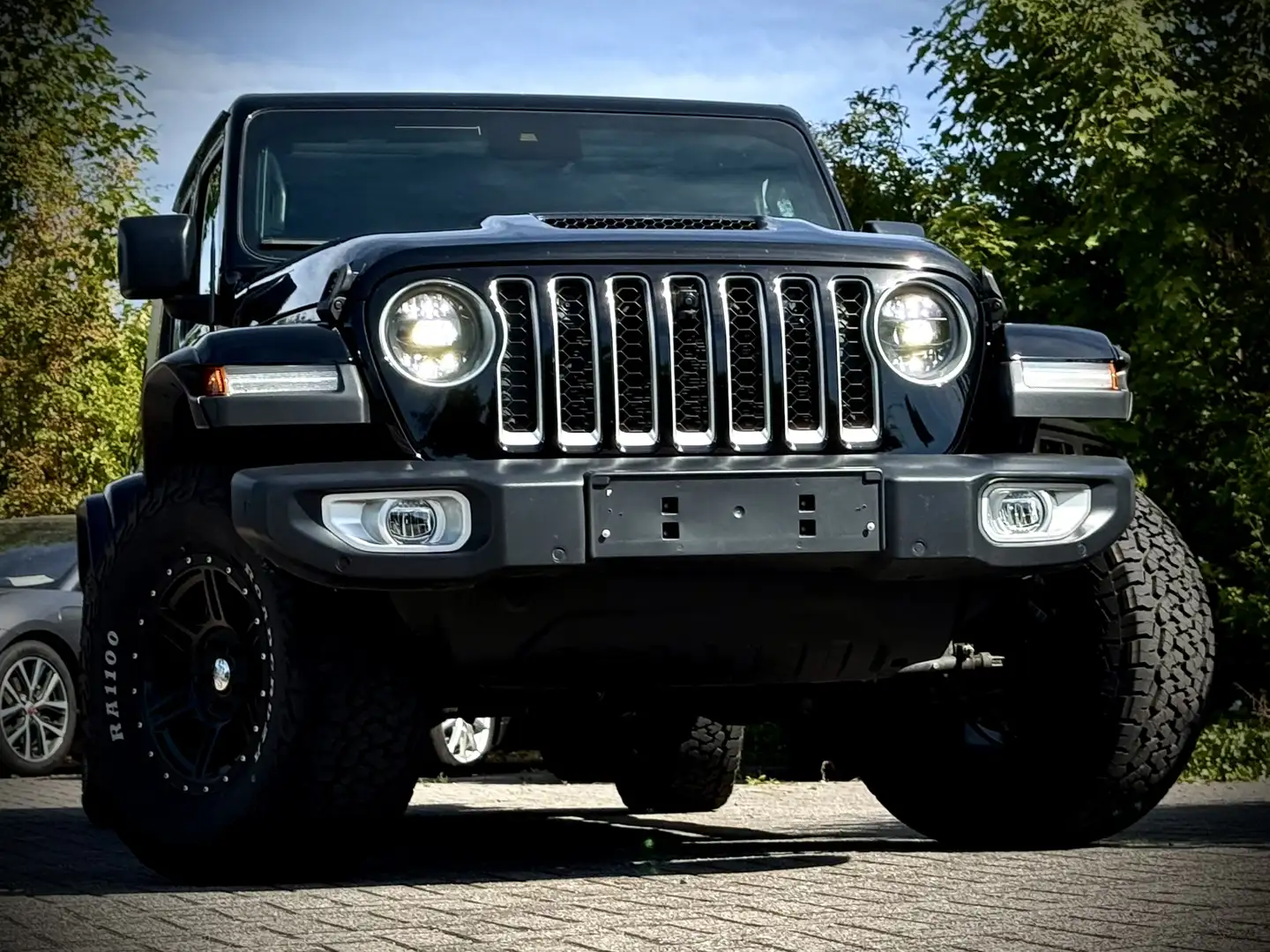 Jeep Gladiator 3.0 V6 4WD ATX Overland Hard Top !  56611 Eu Net ! Noir - 1