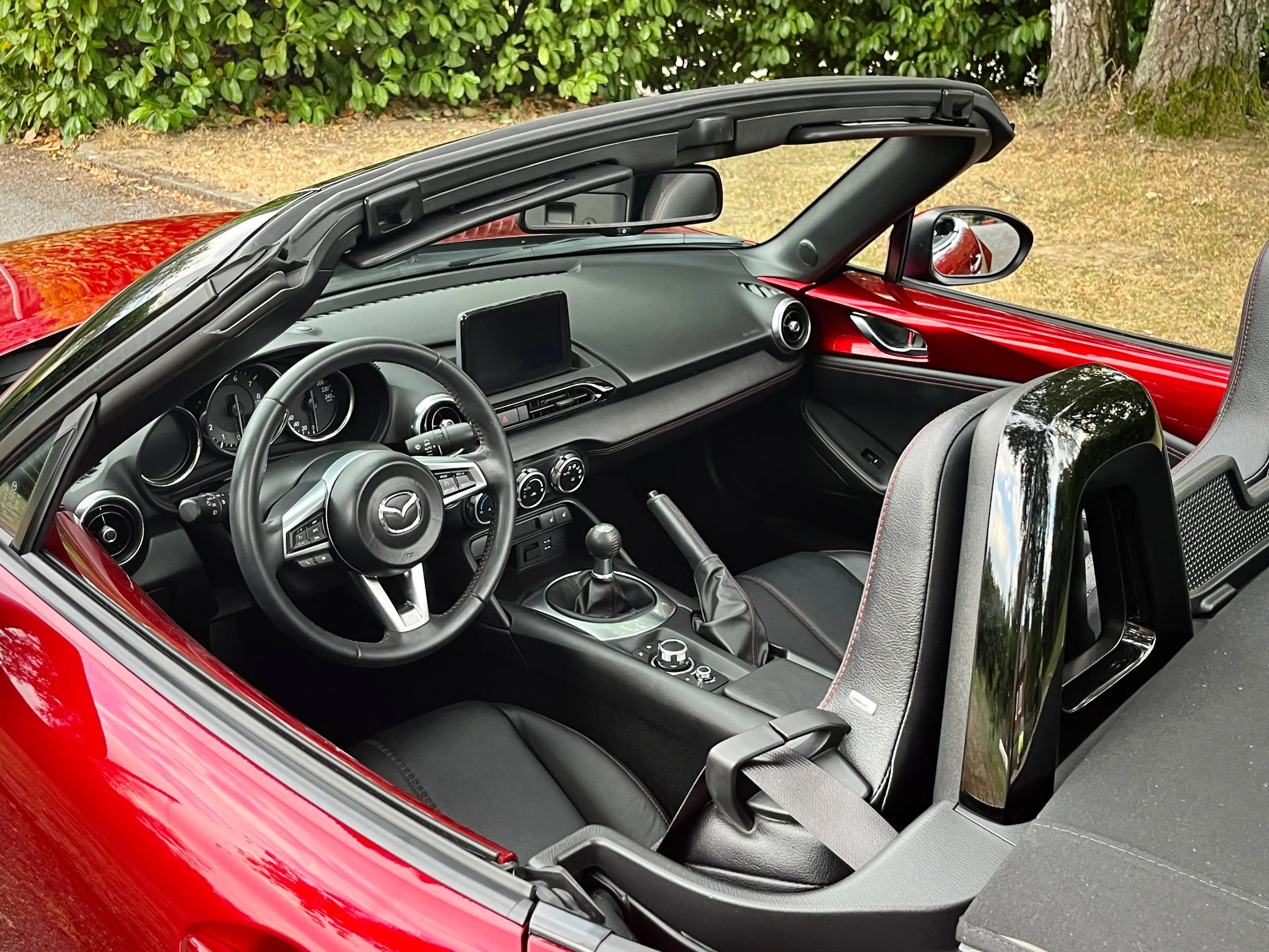 Mazda MX-5 ND2 1.5 ** CAM - FULL MAZDA SERVICE - 1ST OWNER ** — photo 3