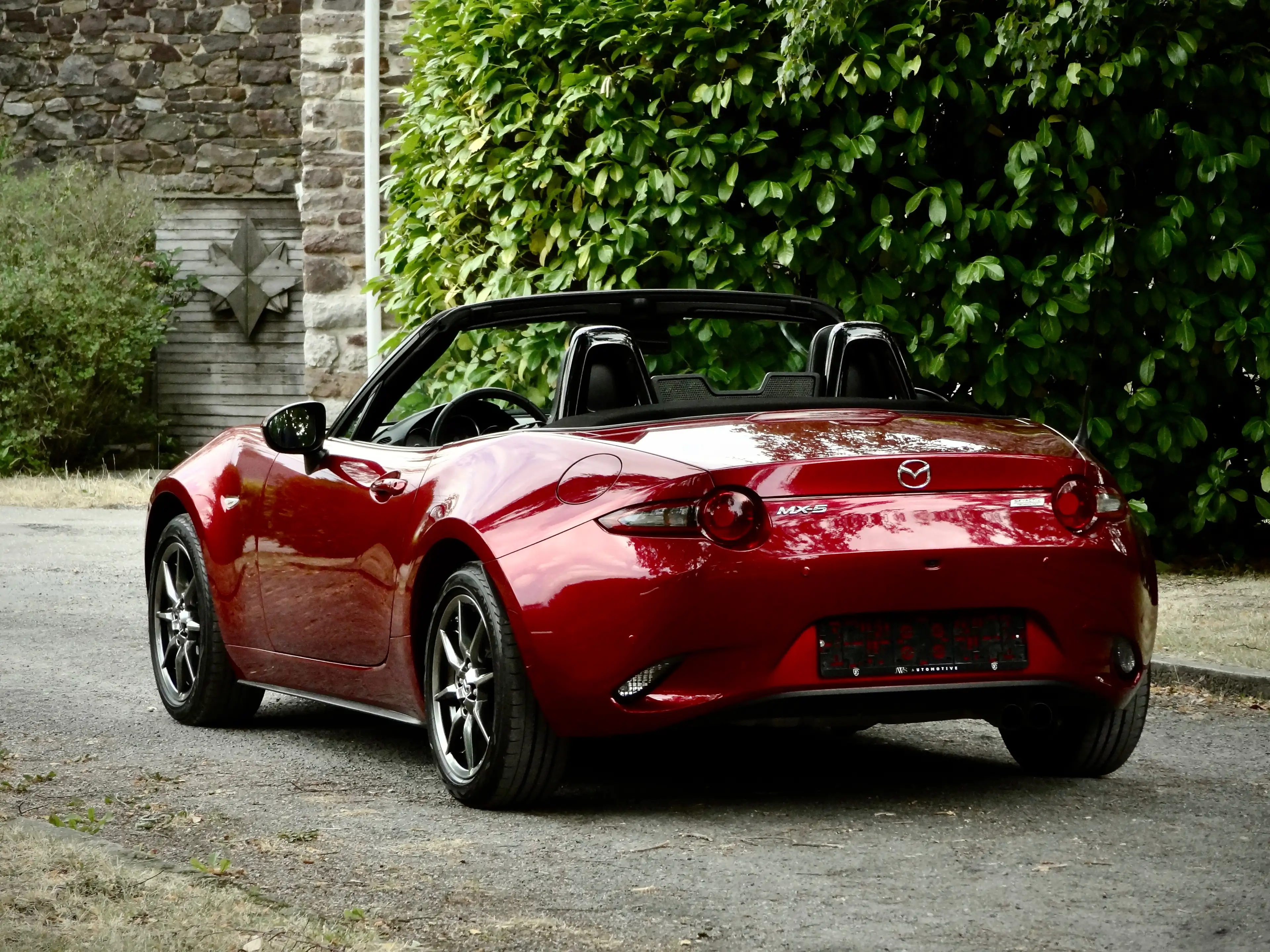 Mazda MX-5 ND2 1.5 ** CAM - FULL MAZDA SERVICE - 1ST OWNER ** — photo 7