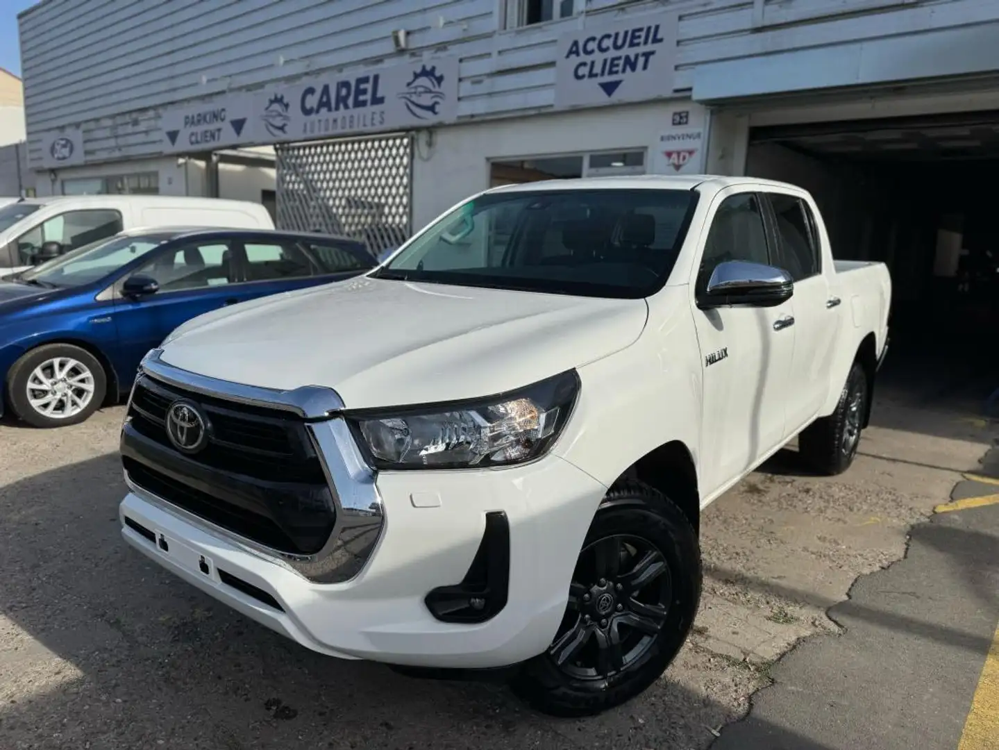 Toyota Hilux IV 4WD 2.8 D-4D 205 DOUBLE CABINE Blanc - 1