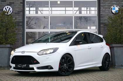 Ford Focus 2.0 ECOB. ST-3 - 250PK - NW. CILINDERKOP - APK 03-