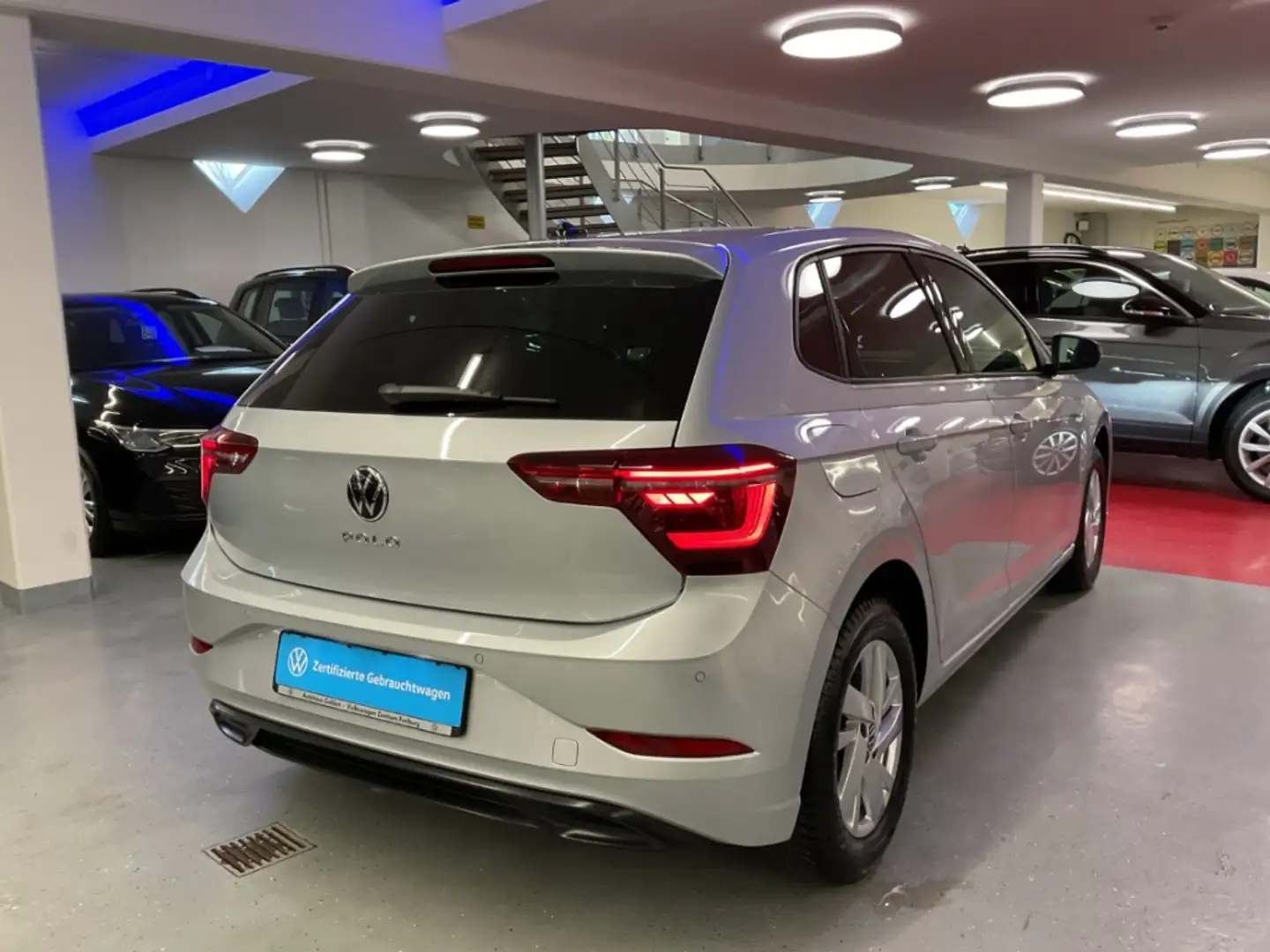 Volkswagen Polo Style 1.0 TSI DSG Navi IQ.Light Travel Assist Silber - 2