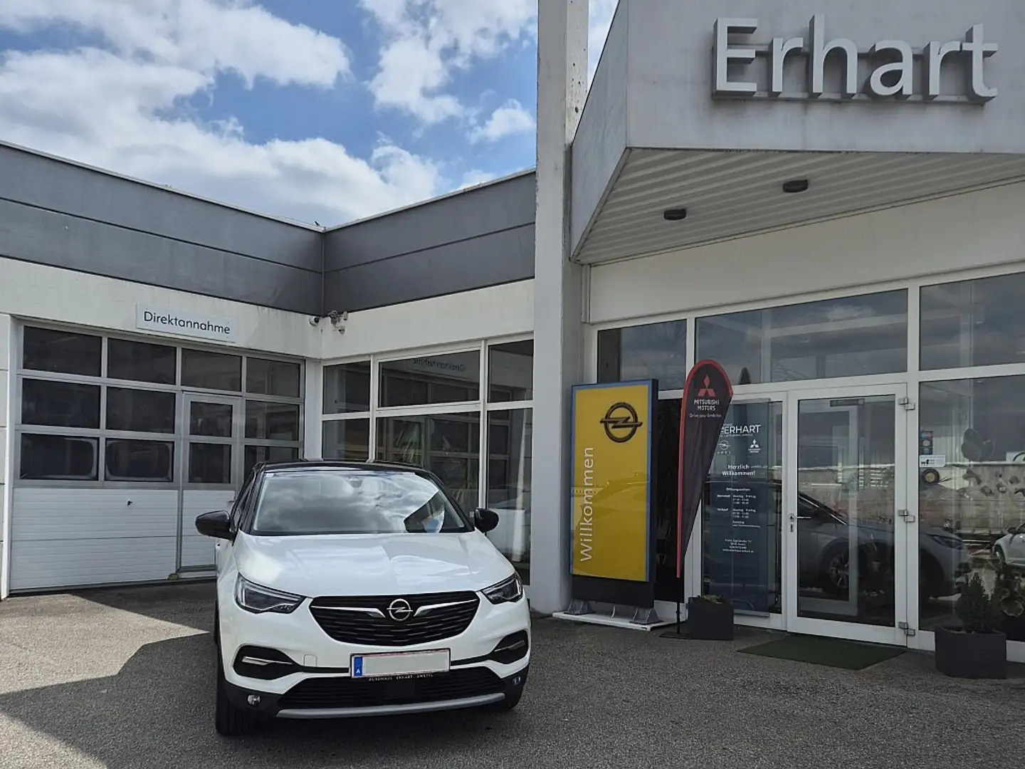 Opel Grandland X 1,5 CDTI BlueInj. Ultimate Aut. Start/Stopp Weiß - 1