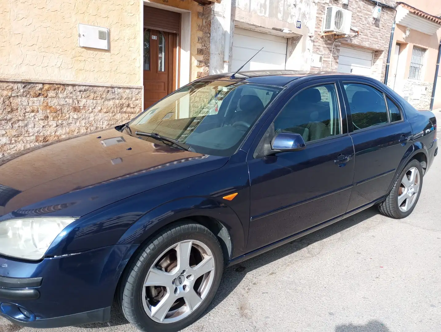 Ford Mondeo 2.0 TDCi Trend Azul - 2
