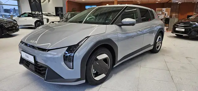 Kia EV4 150 kW 81,4 kWh Earth UP TECH WIN DRIVE SND