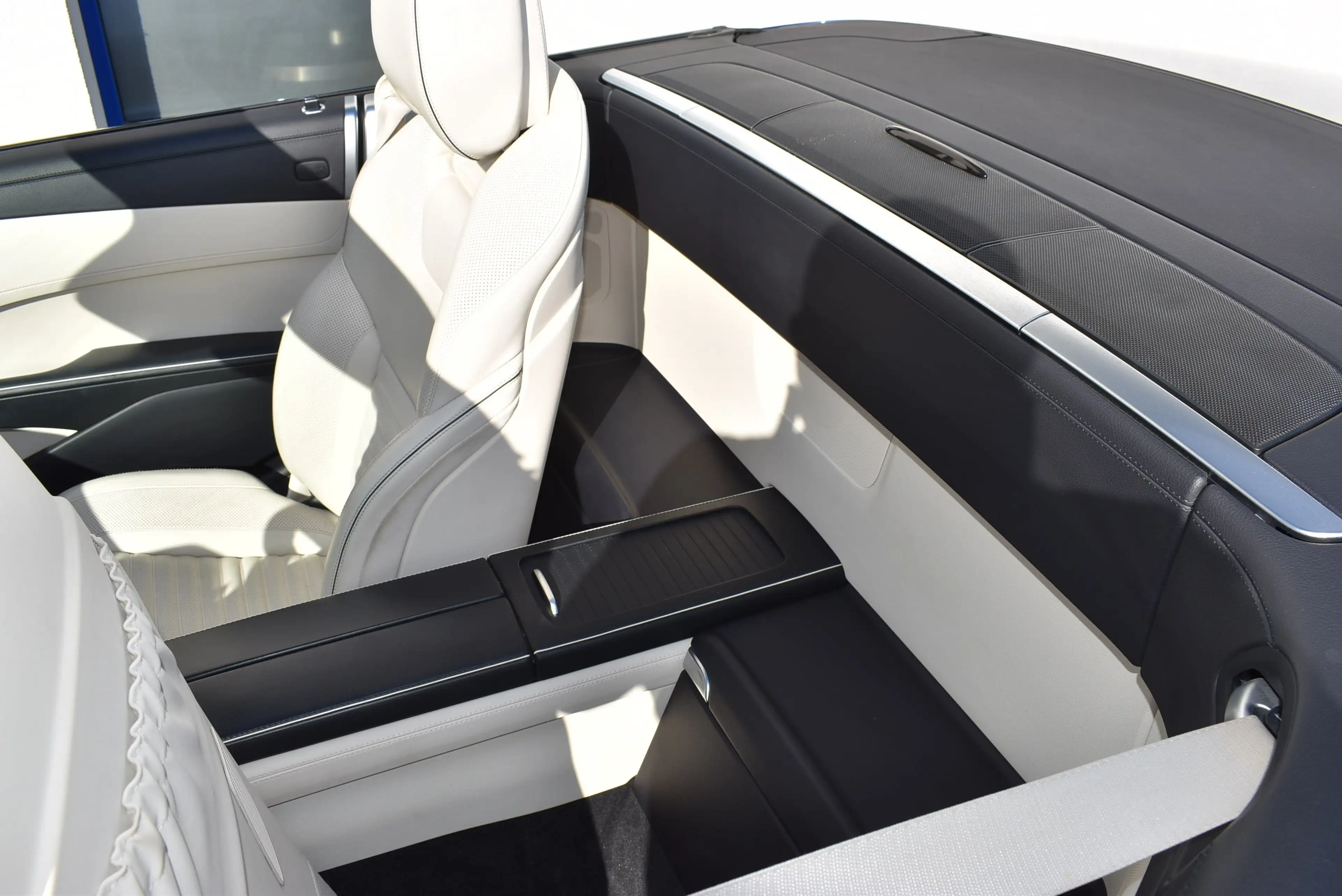 Mercedes-Benz SL 500 V8 AMG-line — photo 8