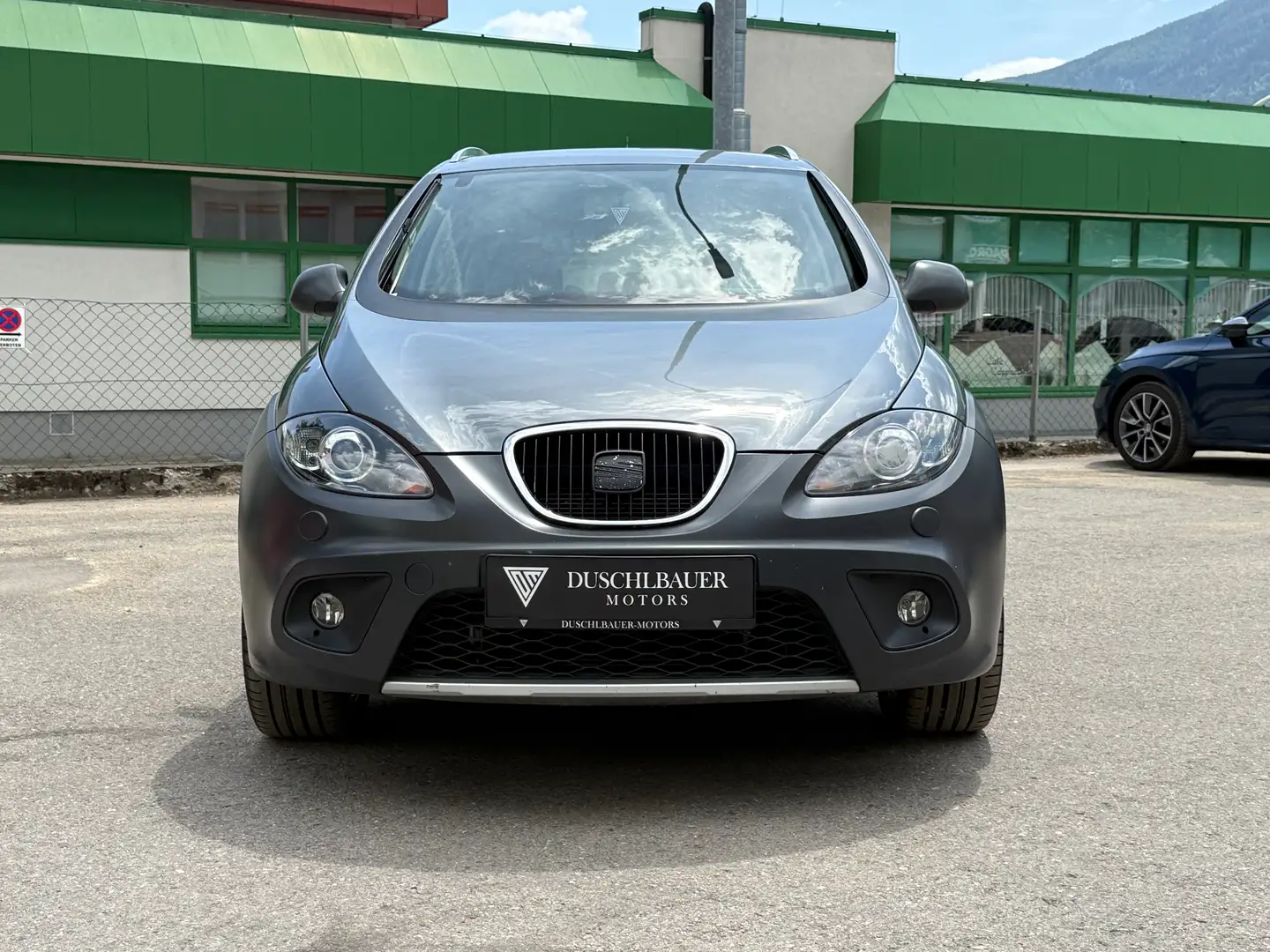 SEAT Altea Altea Freetrack Style 2,0 4WD TDi CR Style Grau - 2