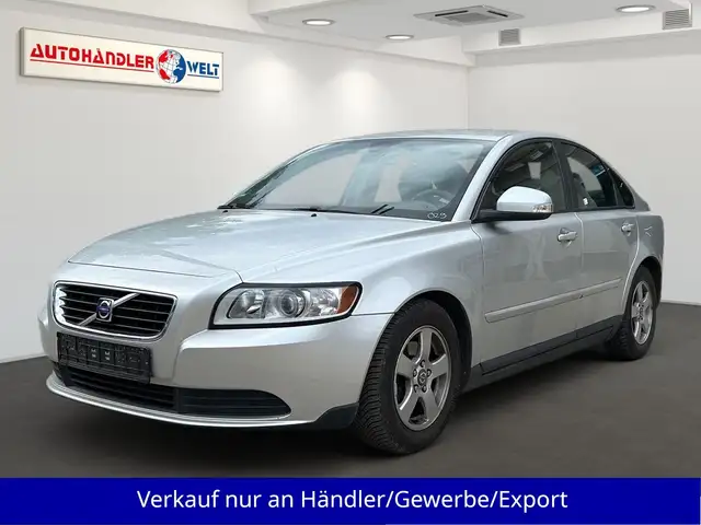 Volvo S40