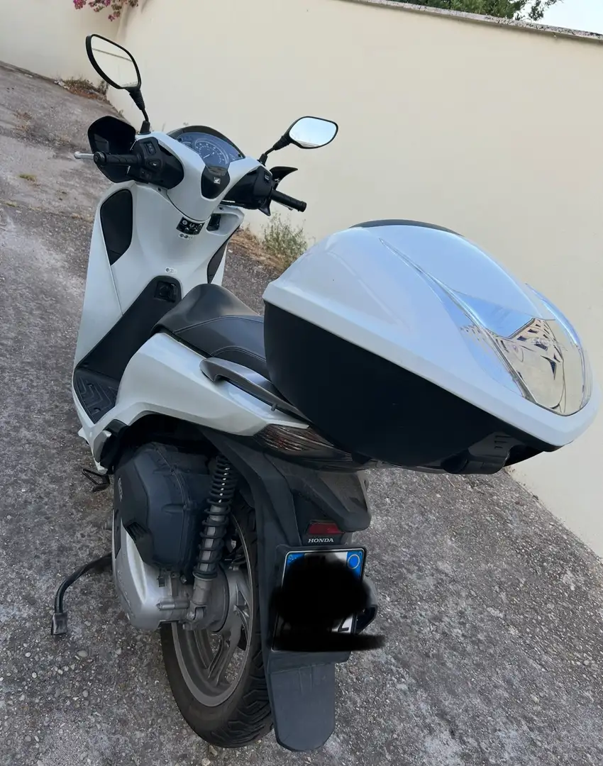 Honda SH 125i - 1