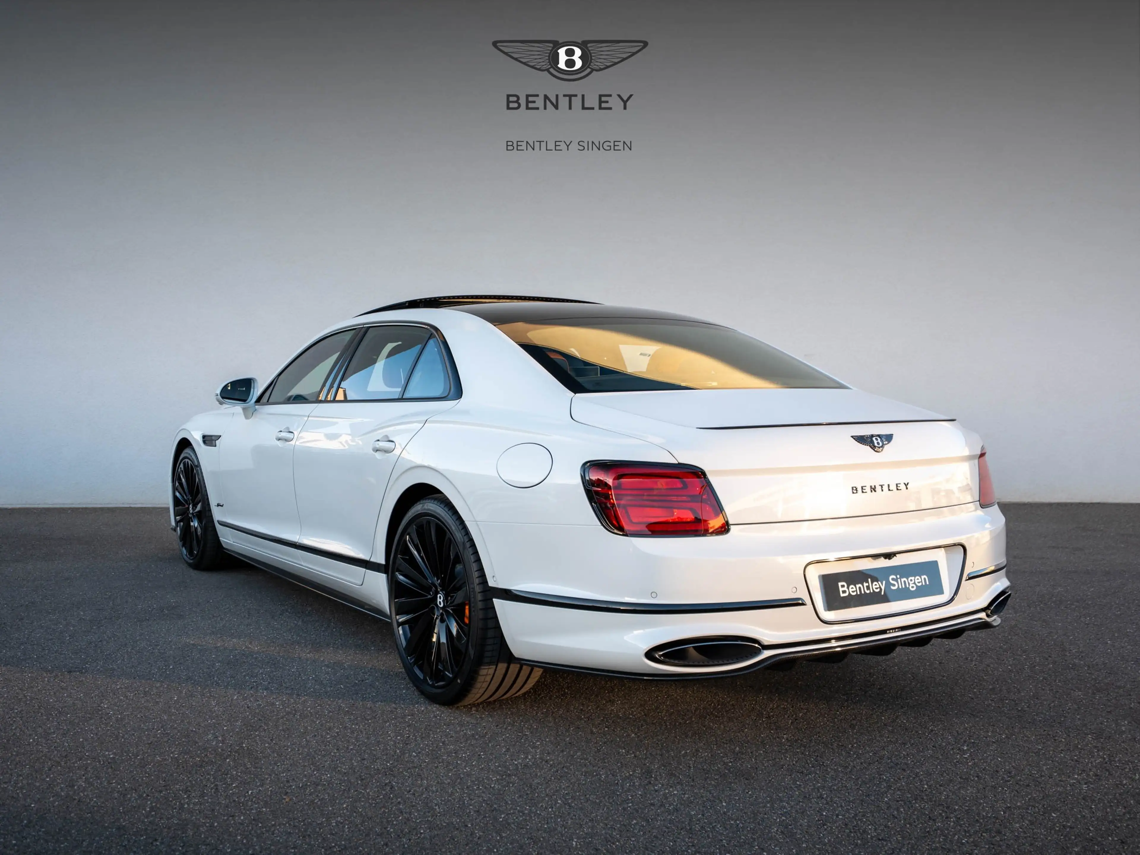 Bentley Flying Spur Speed V8 Hybrid *NP 396.490,00 €* — photo 9