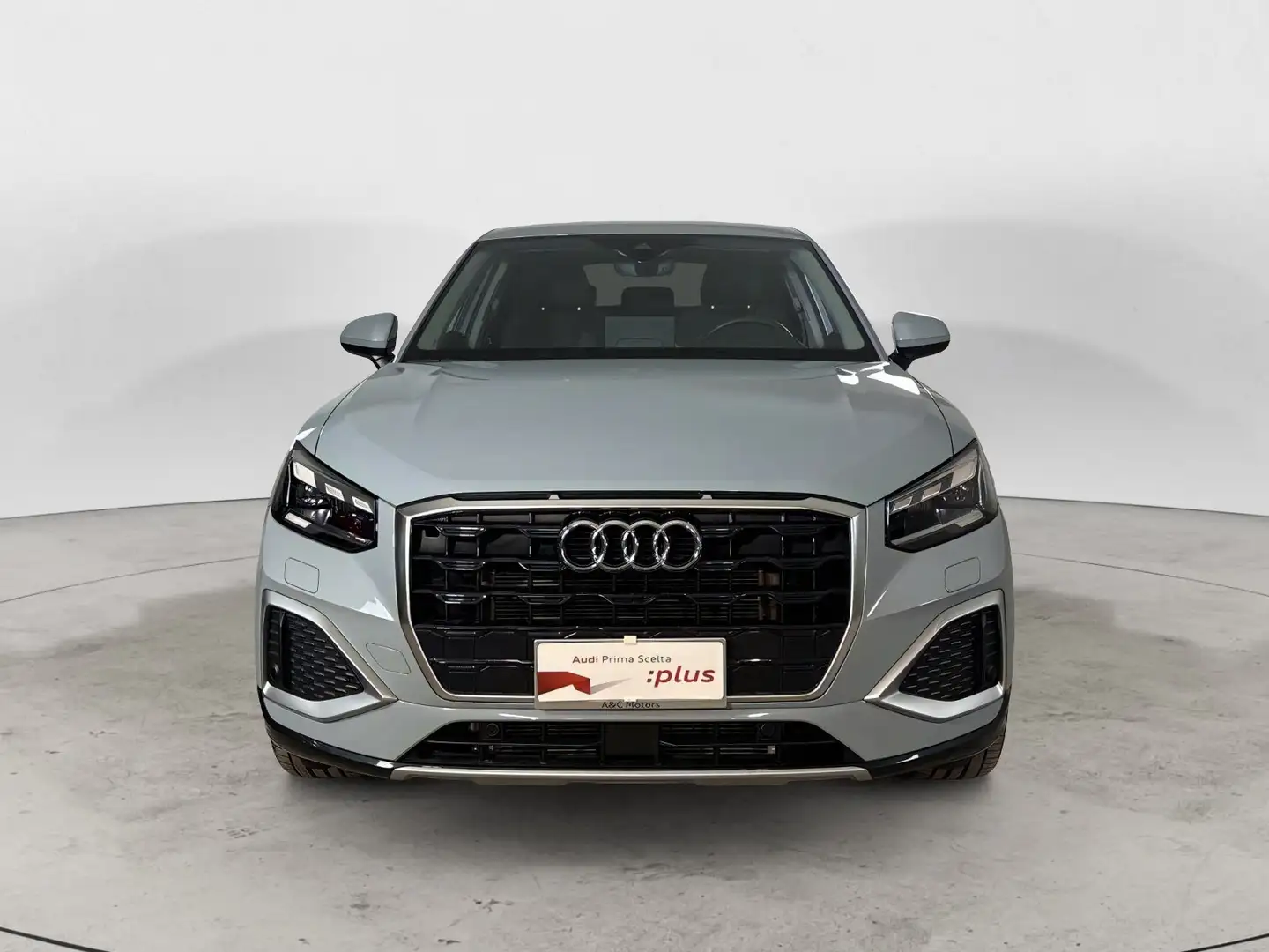 Audi Q2 35 TDI S tronic Advanced Gris - 2