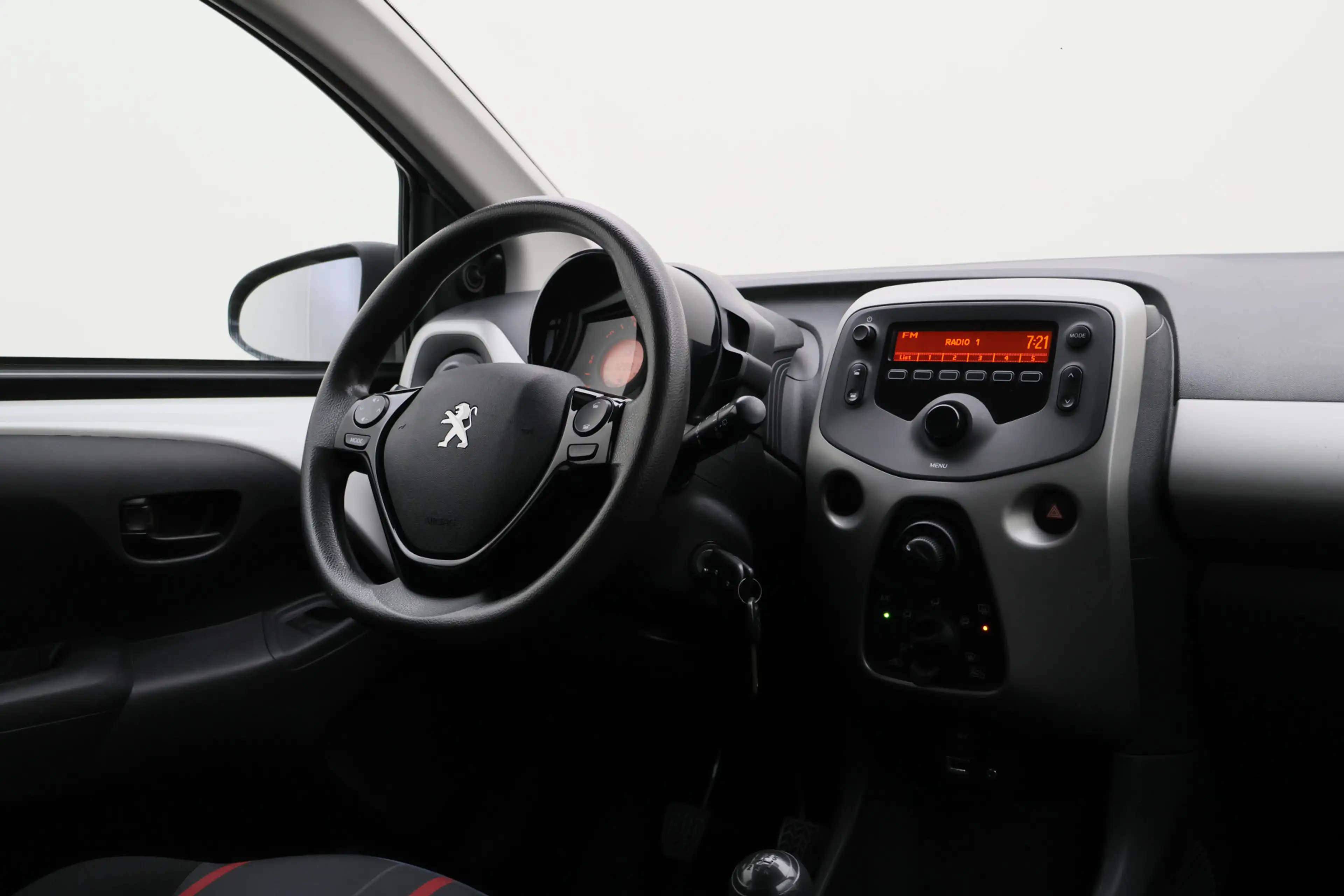 Peugeot 108 1.0 e-VTi Active 5-Deurs, Airco, Bluetooth, Elektr — photo 25