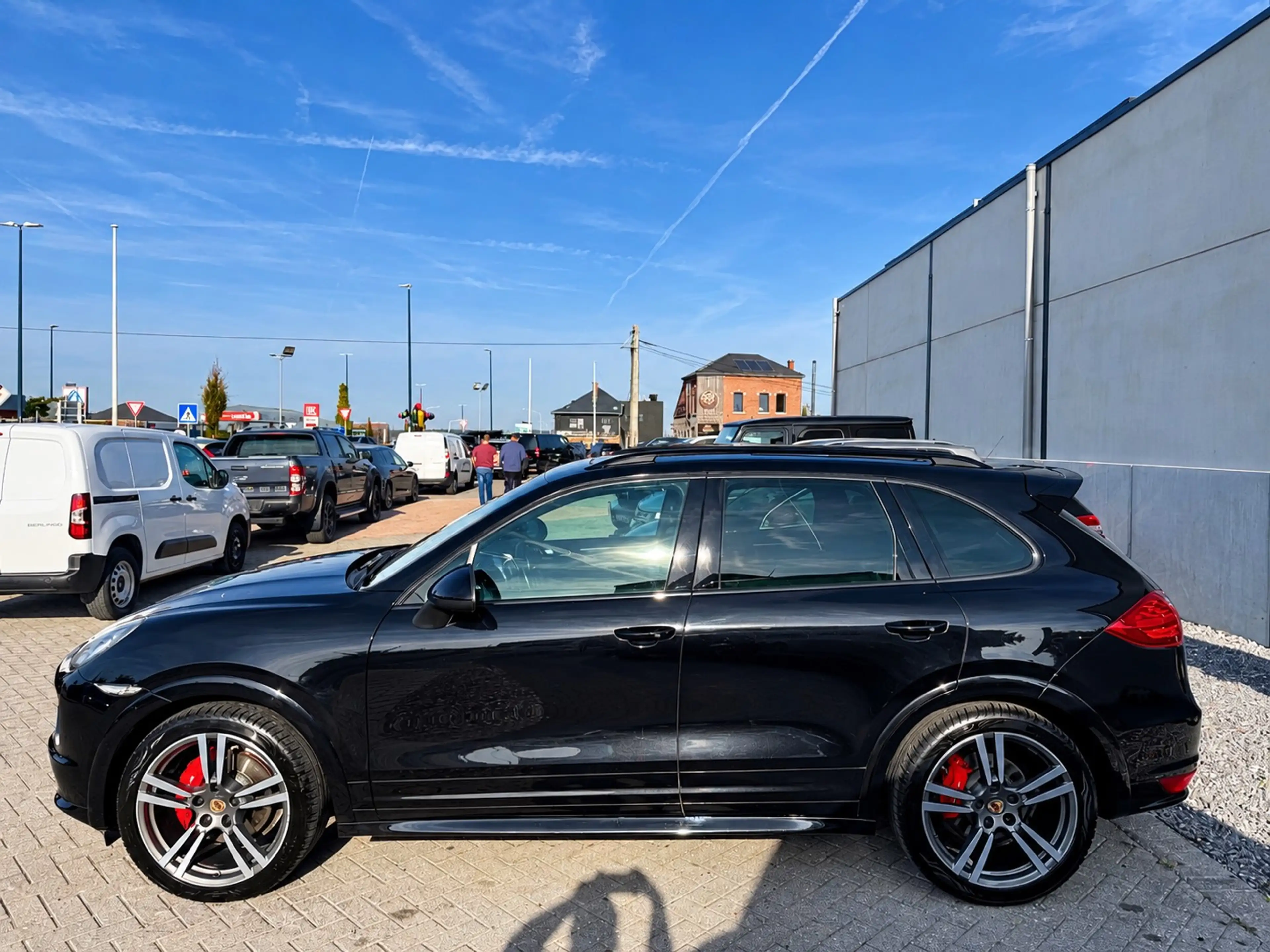 Porsche Cayenne 3.0 D V6 Platinum Edition NETTO 19.793€ — photo 8
