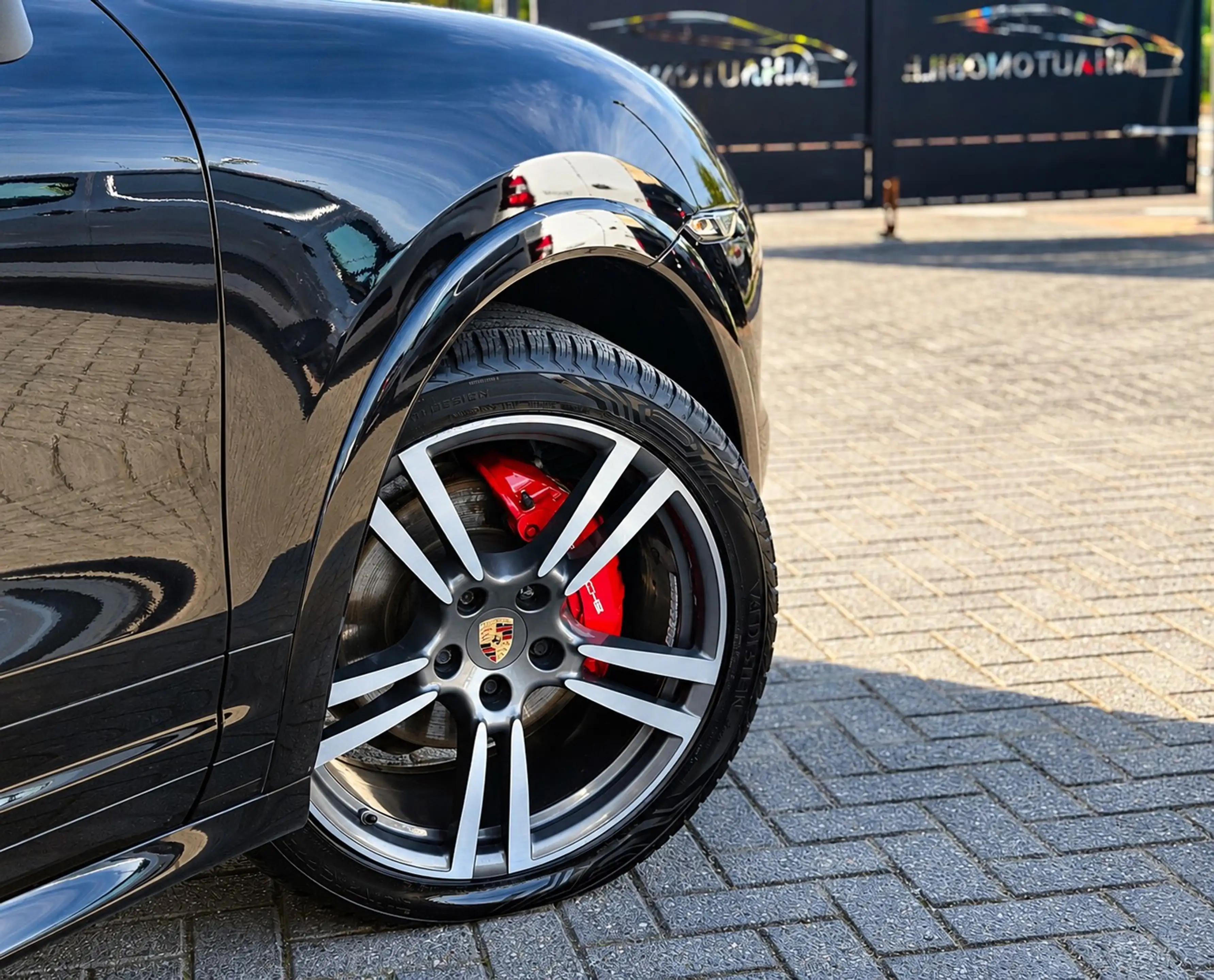 Porsche Cayenne 3.0 D V6 Platinum Edition NETTO 19.793€ — photo 12