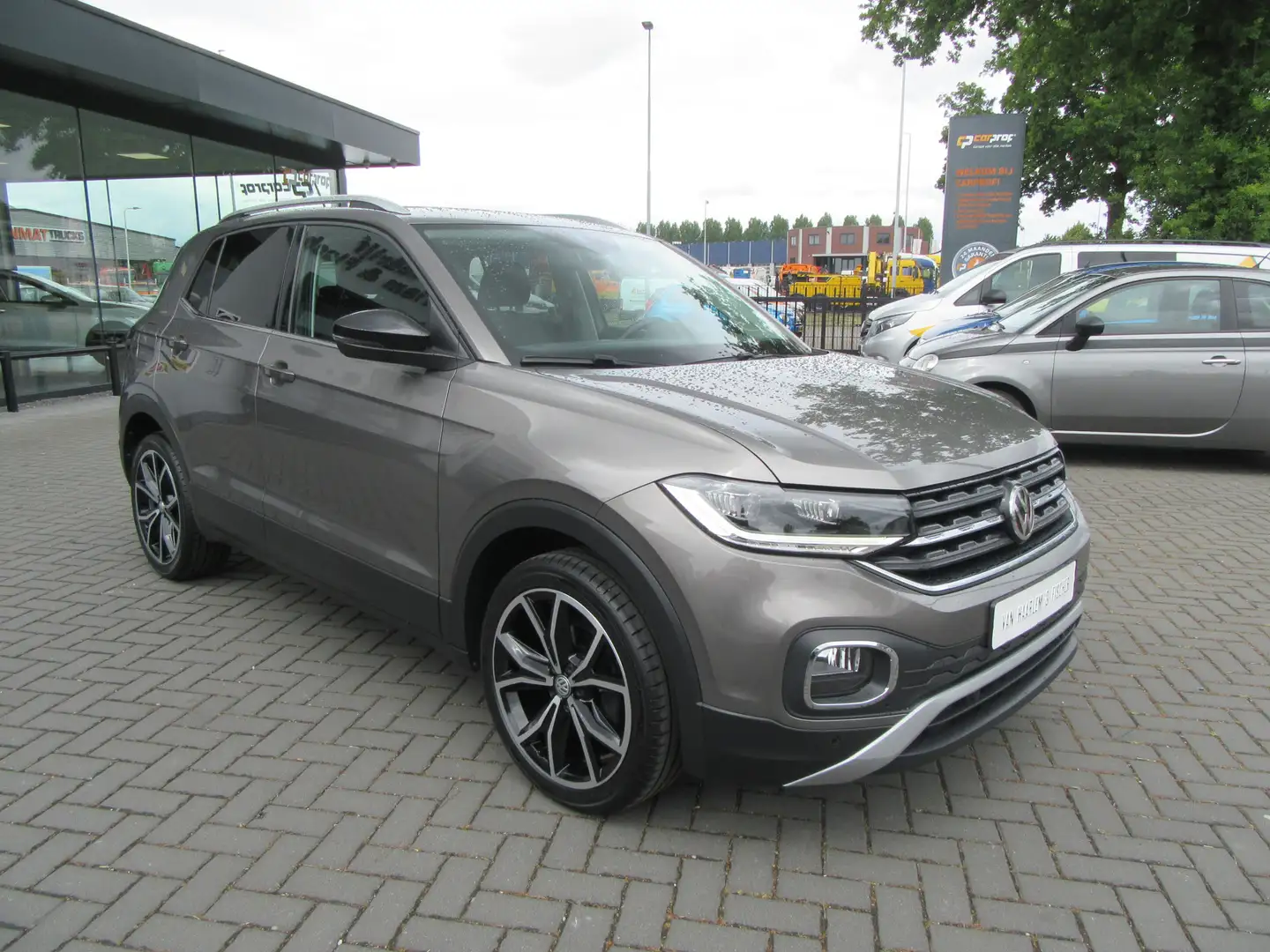 Volkswagen T-Cross 1.0 TSI Style Business DSG, Carplay, Camera, Blind Grau - 2