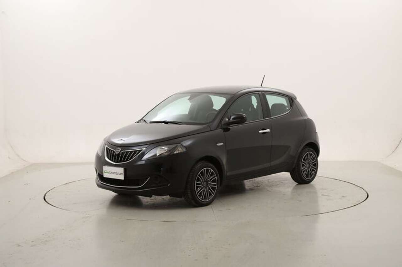 Lancia Ypsilon Hybrid Silver Plus 1.0 Mild Hybrid 70CV