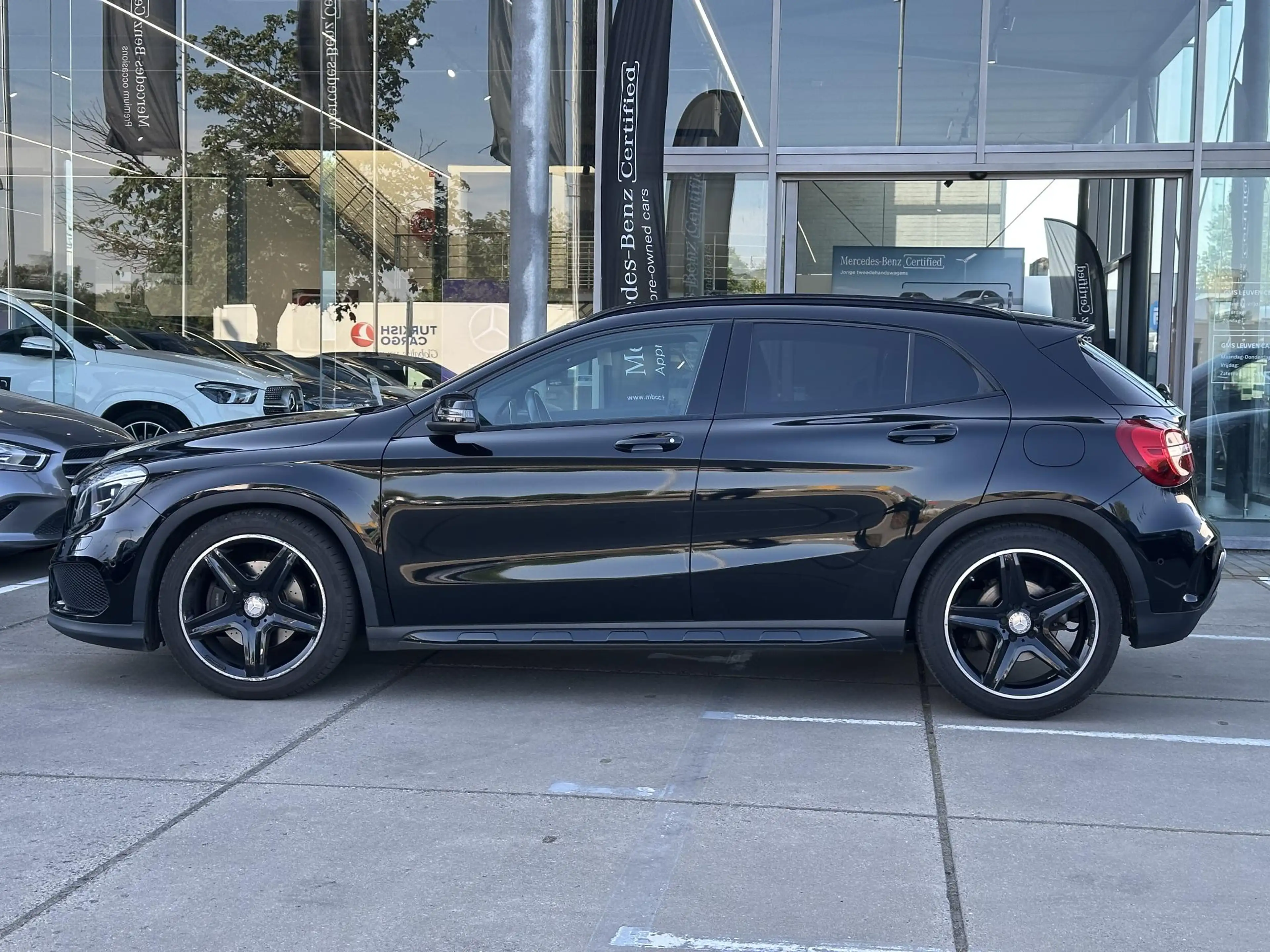 Mercedes-Benz GLA 220 Klasse GLA CDI 125kW 4MATIC AMG Line — photo 10