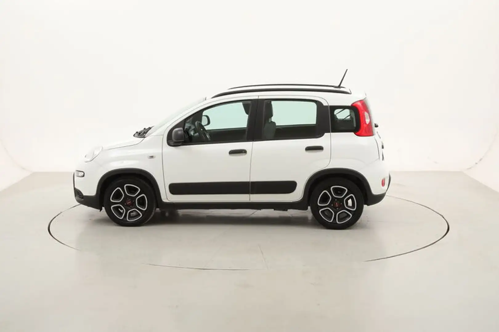 Fiat Panda Hybrid City Life 1.0 Mild Hybrid 70CV Bianco - 2