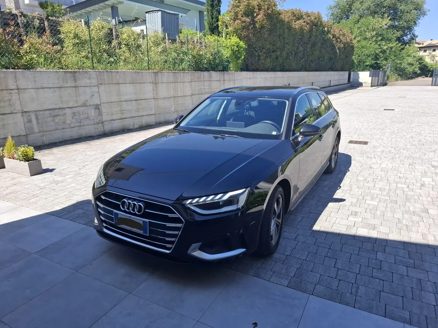 Audi A4 A4 V 2019 Avant 40 2.0 g-tron 170cv s-tronic Černá - 1
