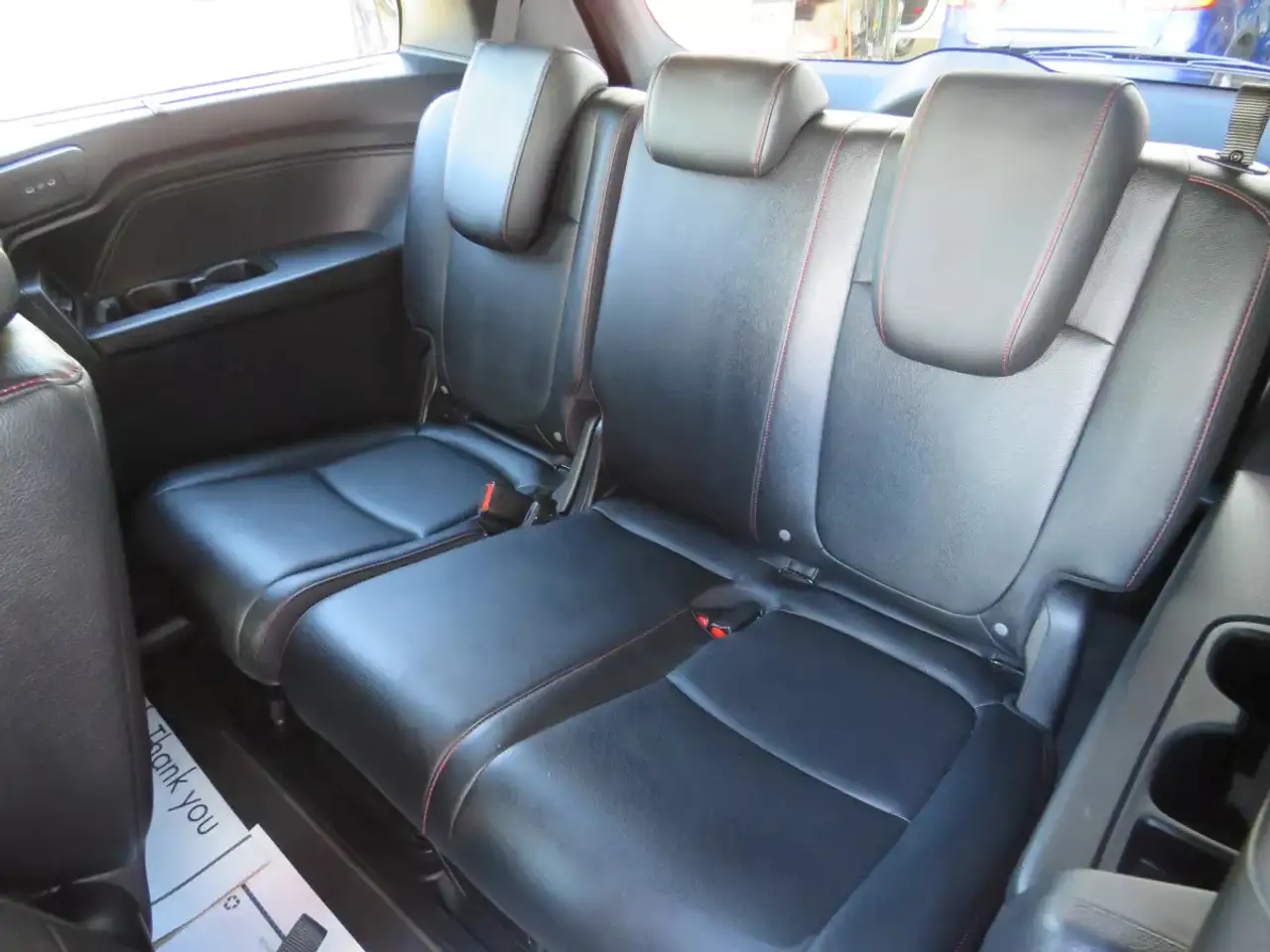 Honda Odyssey снимка Honda Odyssey
