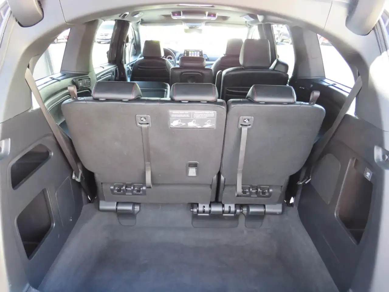 Honda Odyssey снимка Honda Odyssey
