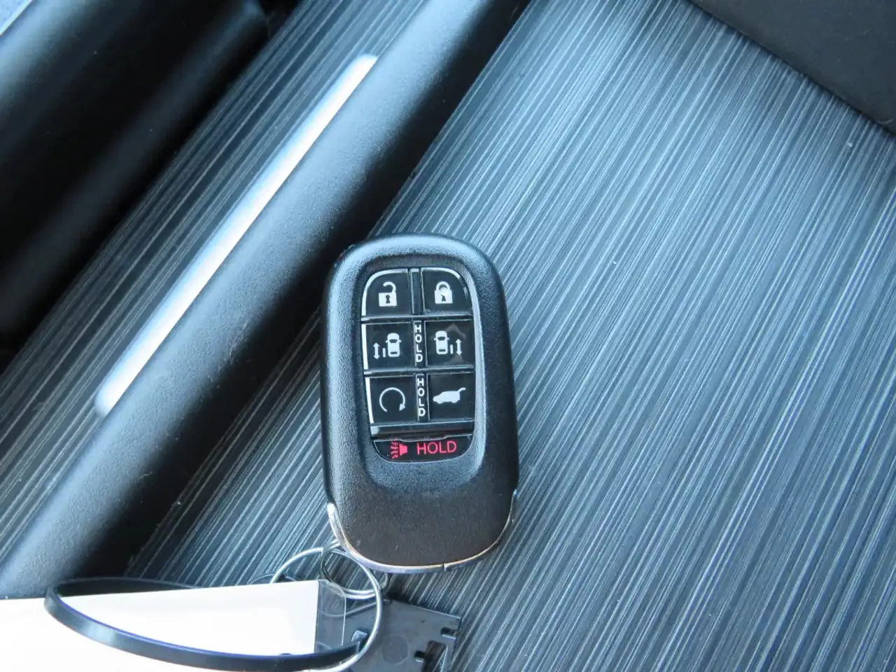 Honda Odyssey снимка Honda Odyssey