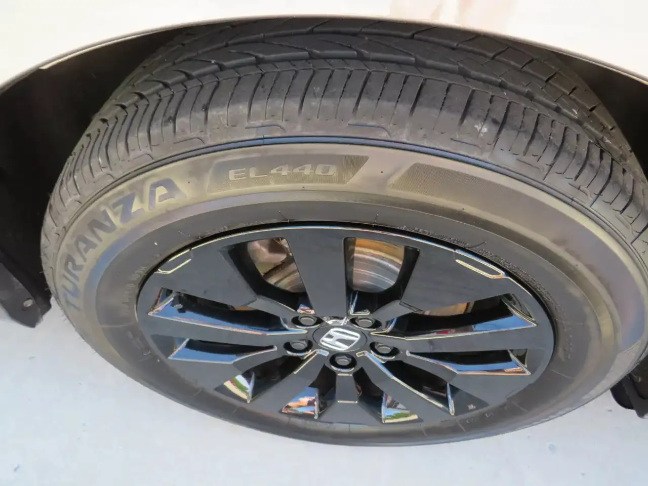 Honda Odyssey снимка Honda Odyssey