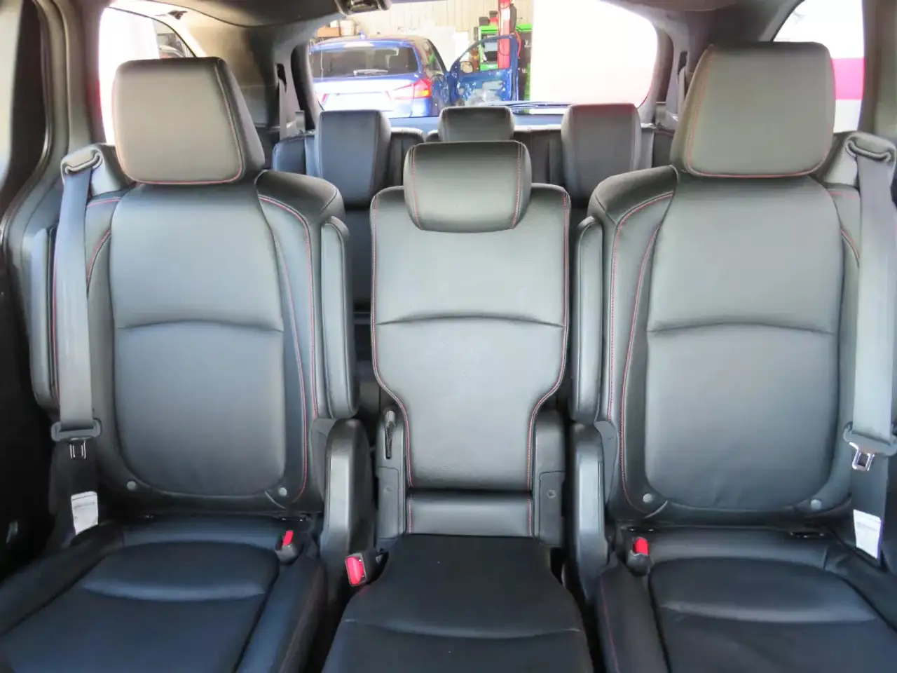 Honda Odyssey снимка Honda Odyssey