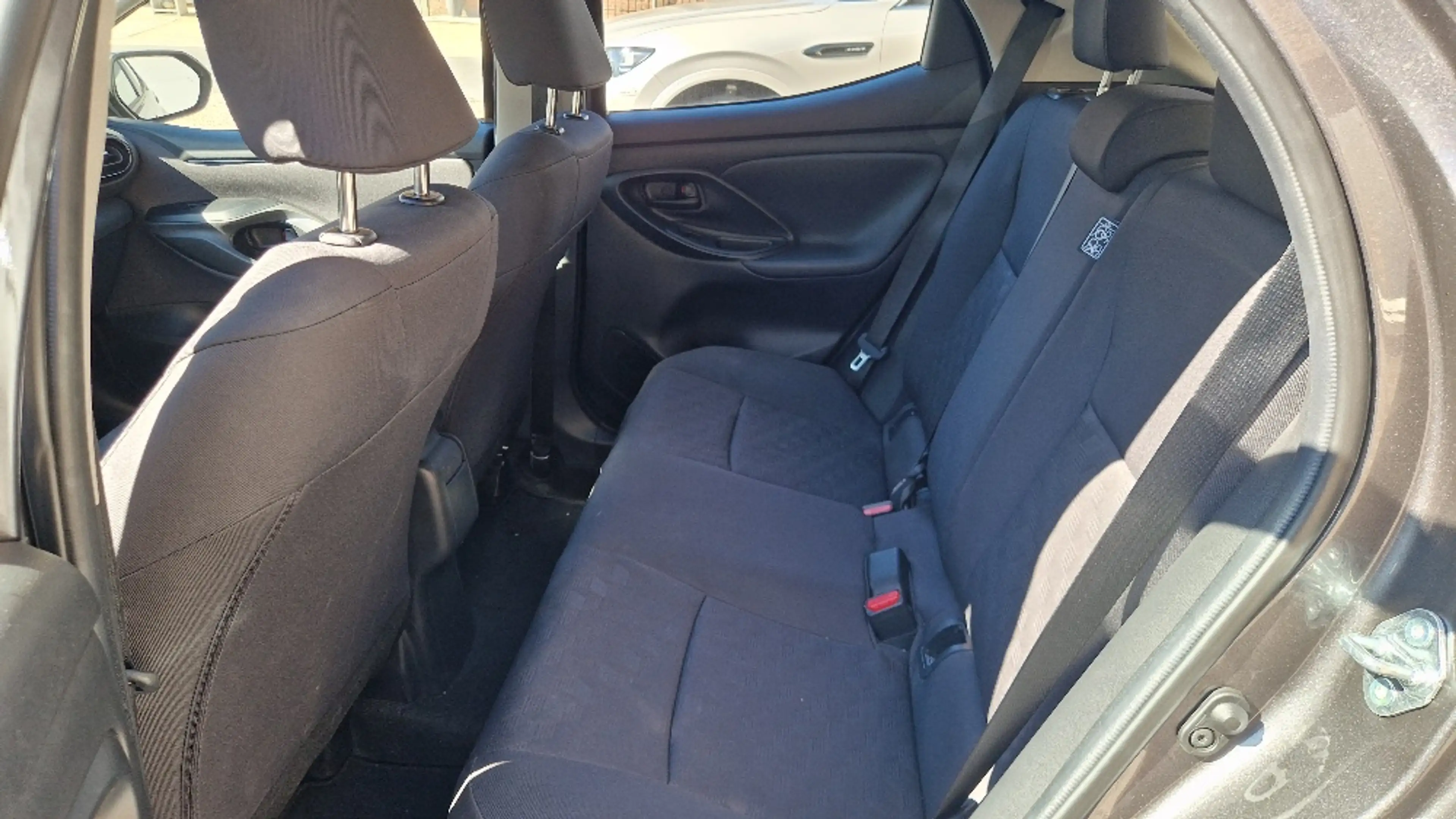 Mazda 2 2 Hybrid 1.5i CVT Exclusive-Line — photo 9