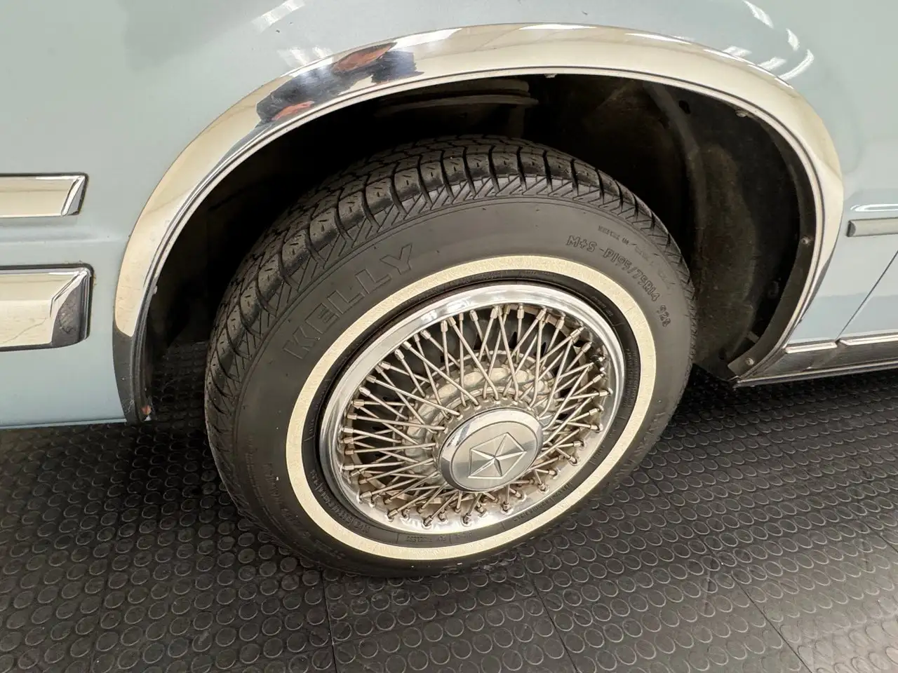 Chrysler New Yorker Mark Cross Landau Sedan, foto 11