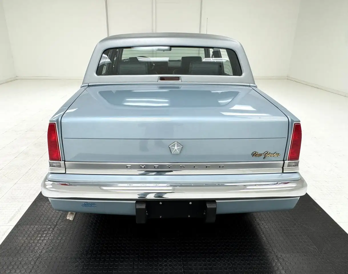 Chrysler New Yorker Mark Cross Landau Sedan, foto 4