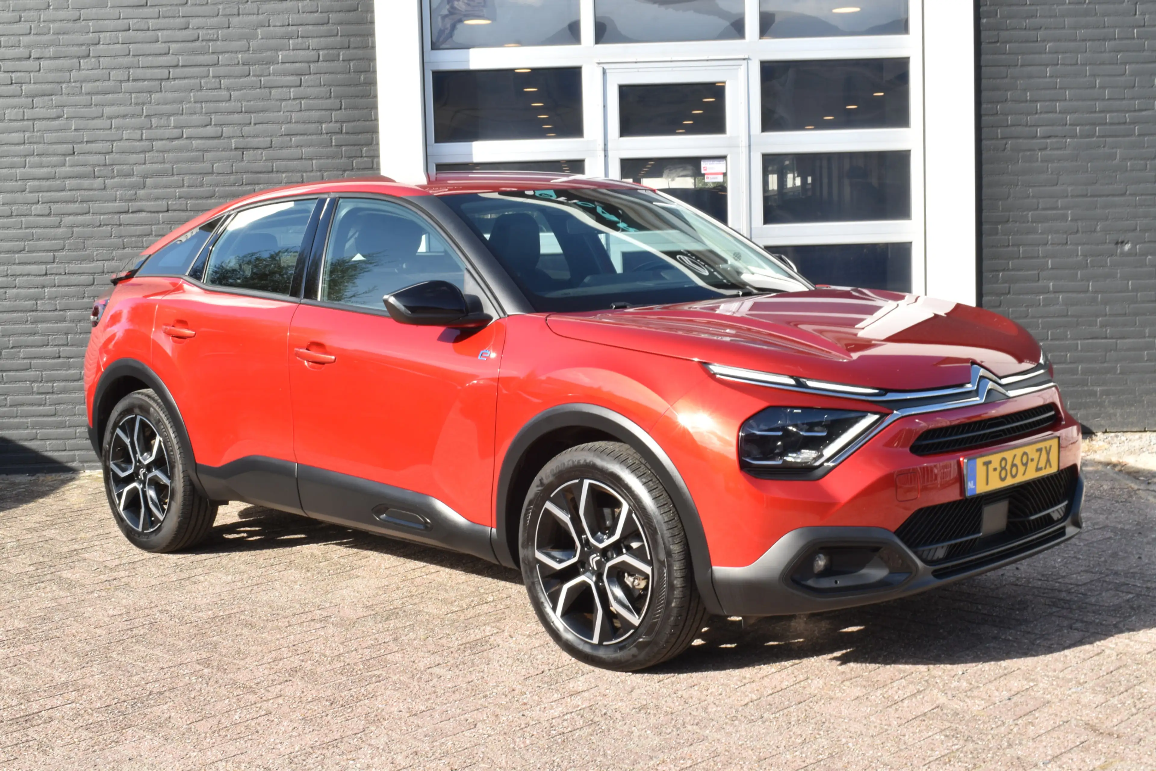 Citroen E-C4 Electric Feel Pack 50 kWh Navigatie | Airco | Camera achter — photo 4