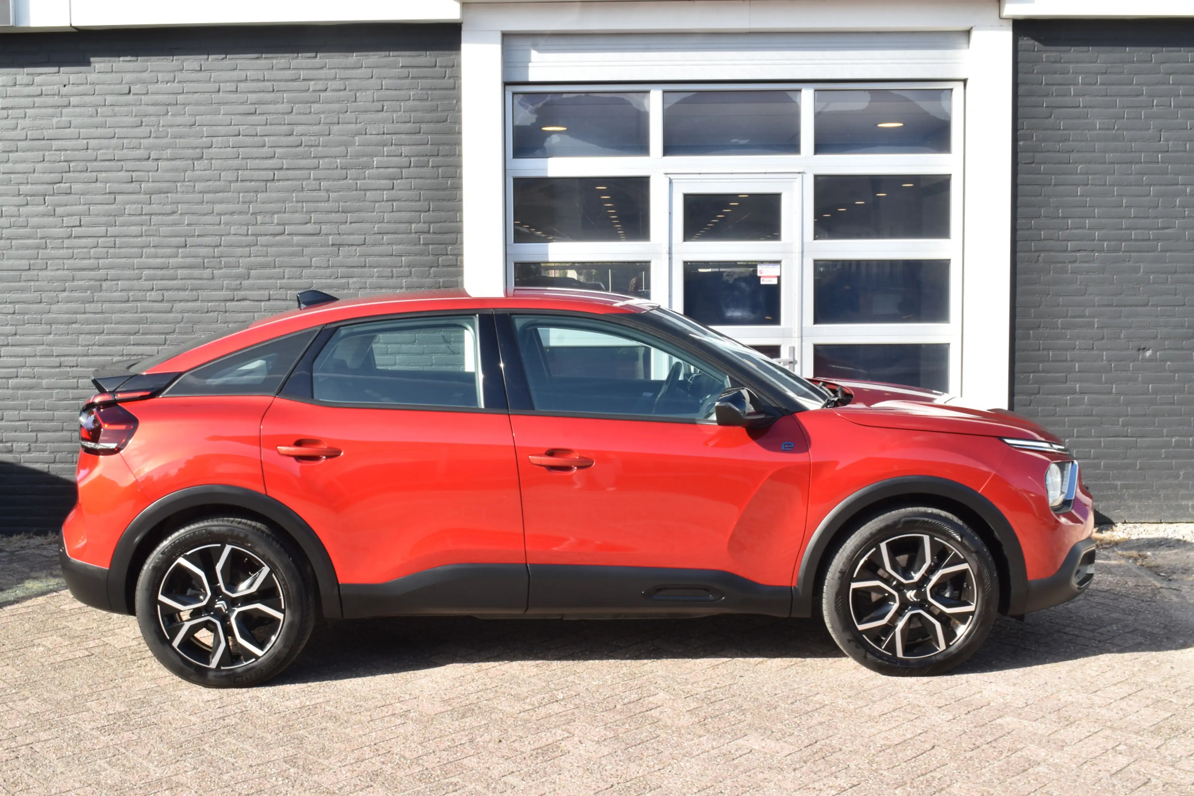 Citroen E-C4 Electric Feel Pack 50 kWh Navigatie | Airco | Camera achter — photo 6