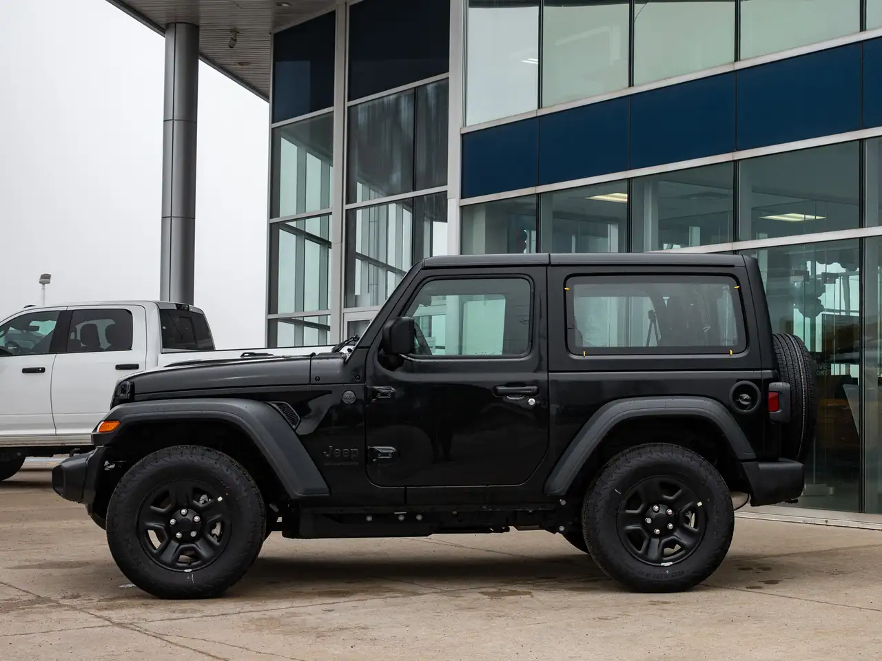 Jeep Wrangler снимка Jeep Wrangler