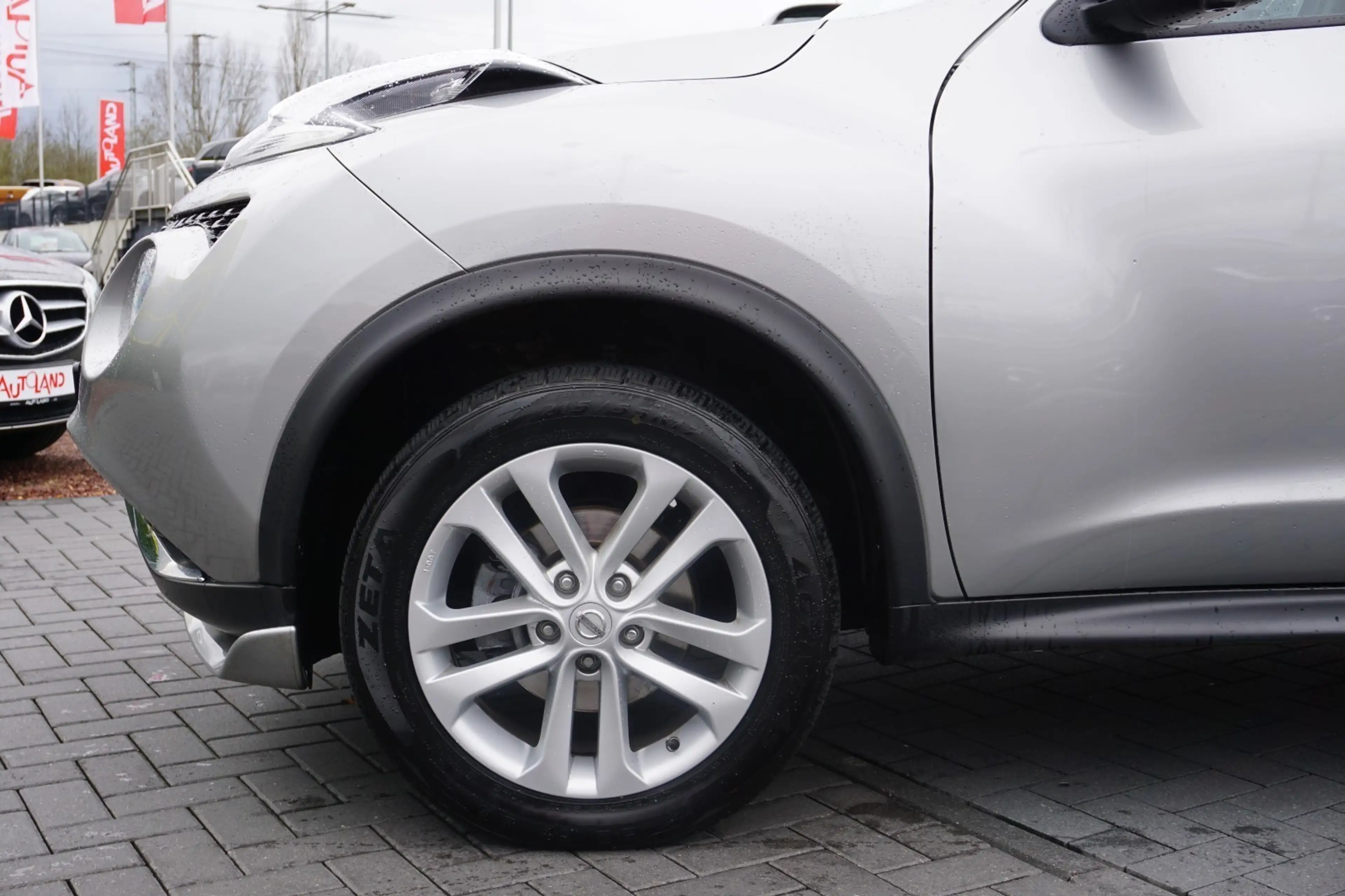 Nissan Juke 1.2 Acenta Sitzheizung Kamera Navi — photo 8