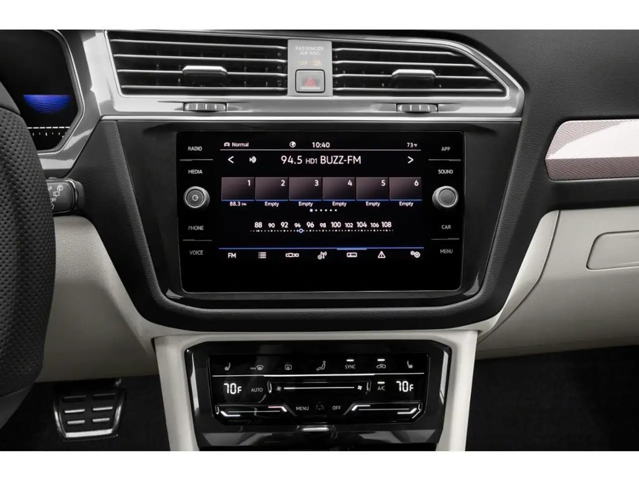 Volkswagen Tiguan photo Volkswagen Tiguan