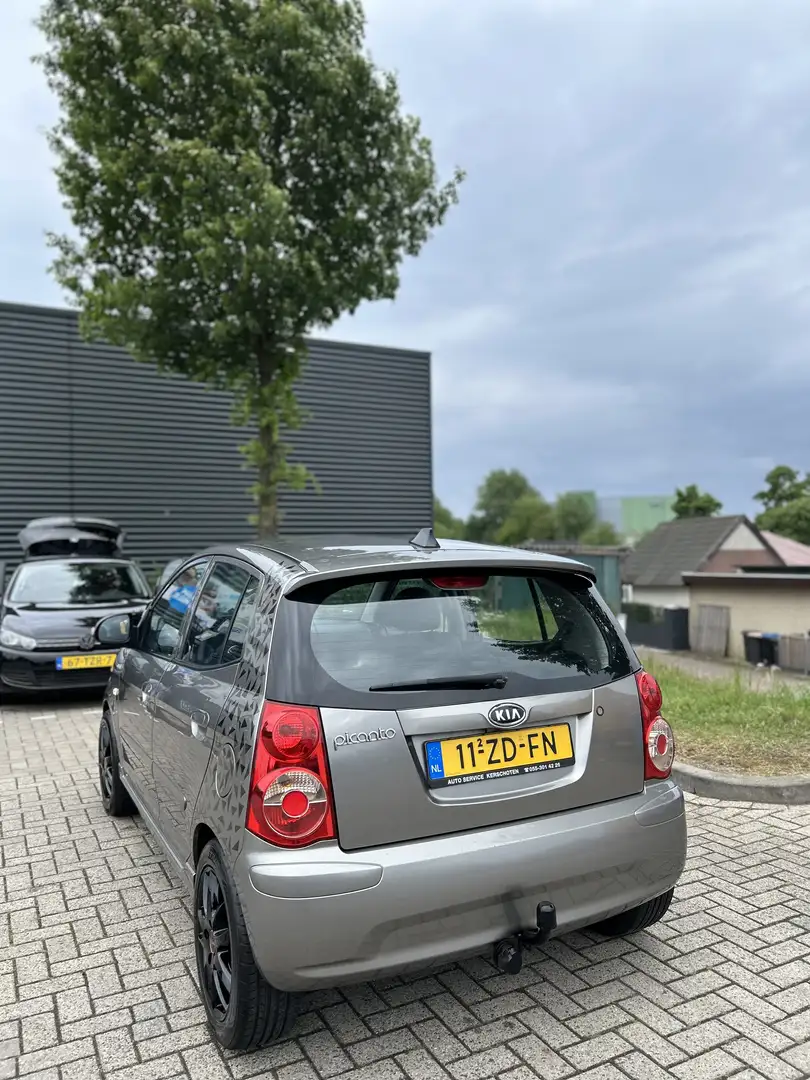 Kia Picanto 1.1 X-ecutive Grey - 2