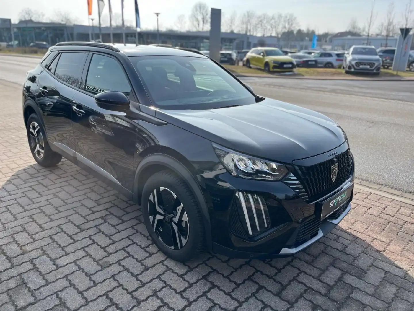 Peugeot 2008 2008 Allure +Navi+SHZ+Kamera+GripCtr+KeyLess Noir - 2