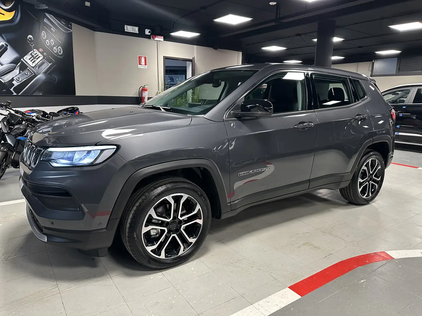 Jeep Compass 1.5 turbo t4 mhev Altitude 2wd 130cv dct Grigio - 1