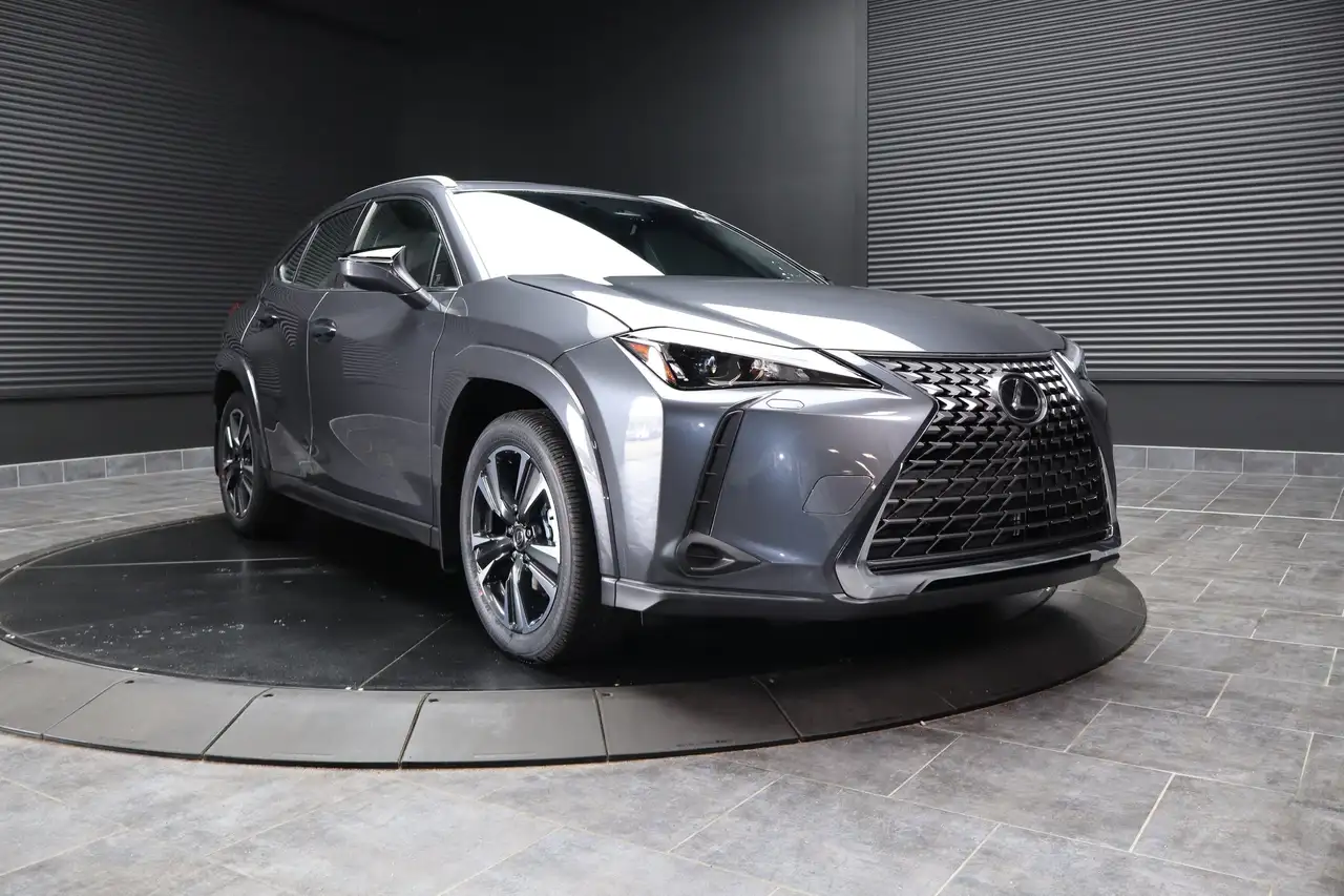 Lexus UX снимка Lexus UX