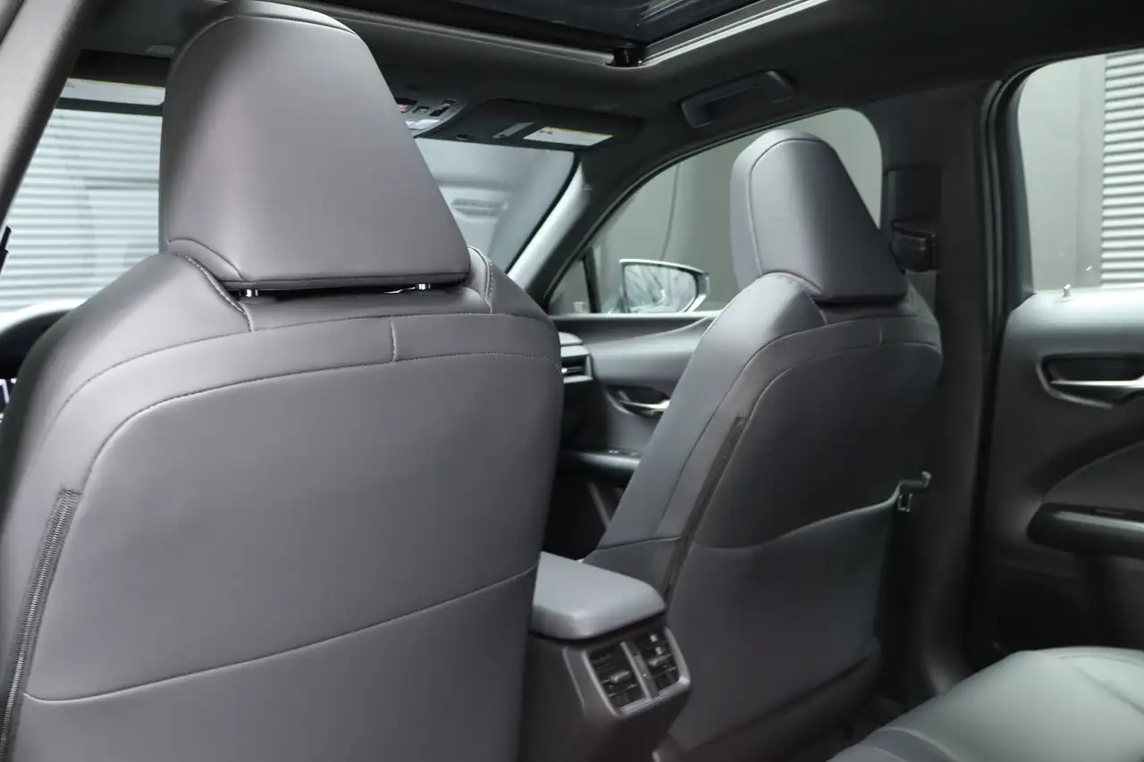 Lexus UX снимка Lexus UX