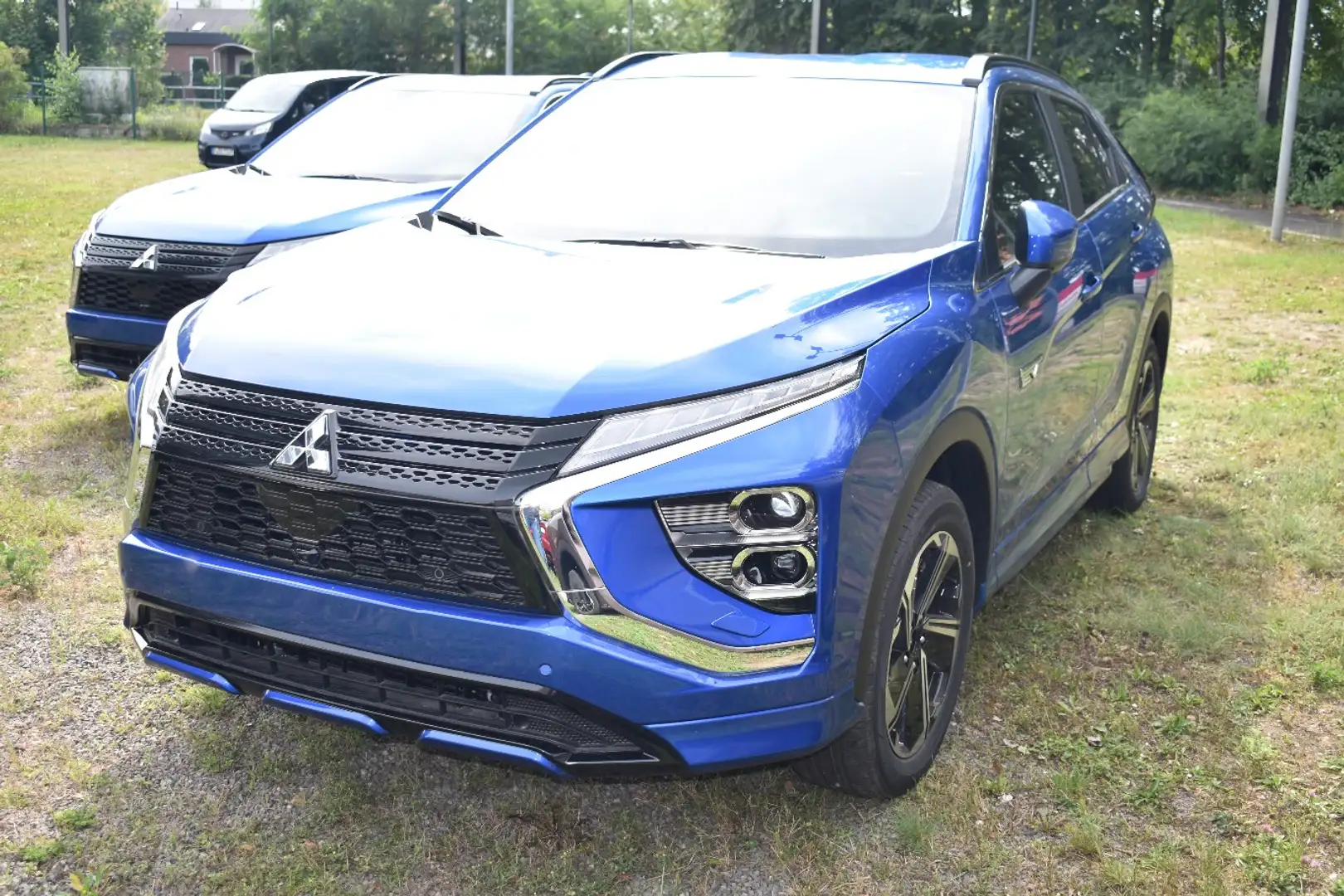 Mitsubishi Eclipse Cross Plug-in Hybrid Select 2.4 4WD Bleu - 1