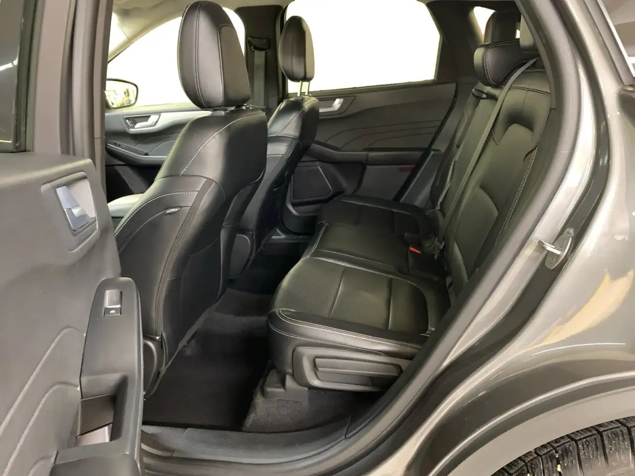 Ford Escape снимка Ford Escape