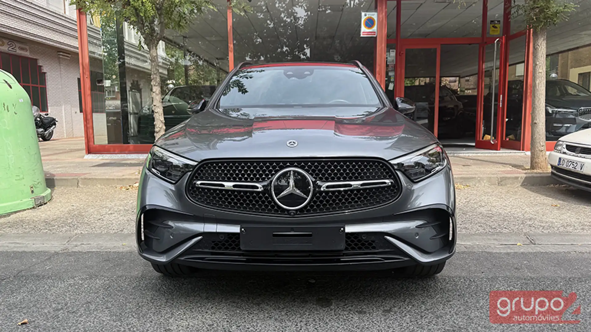 Mercedes-Benz GLC 300 300de 4Matic Gris - 2